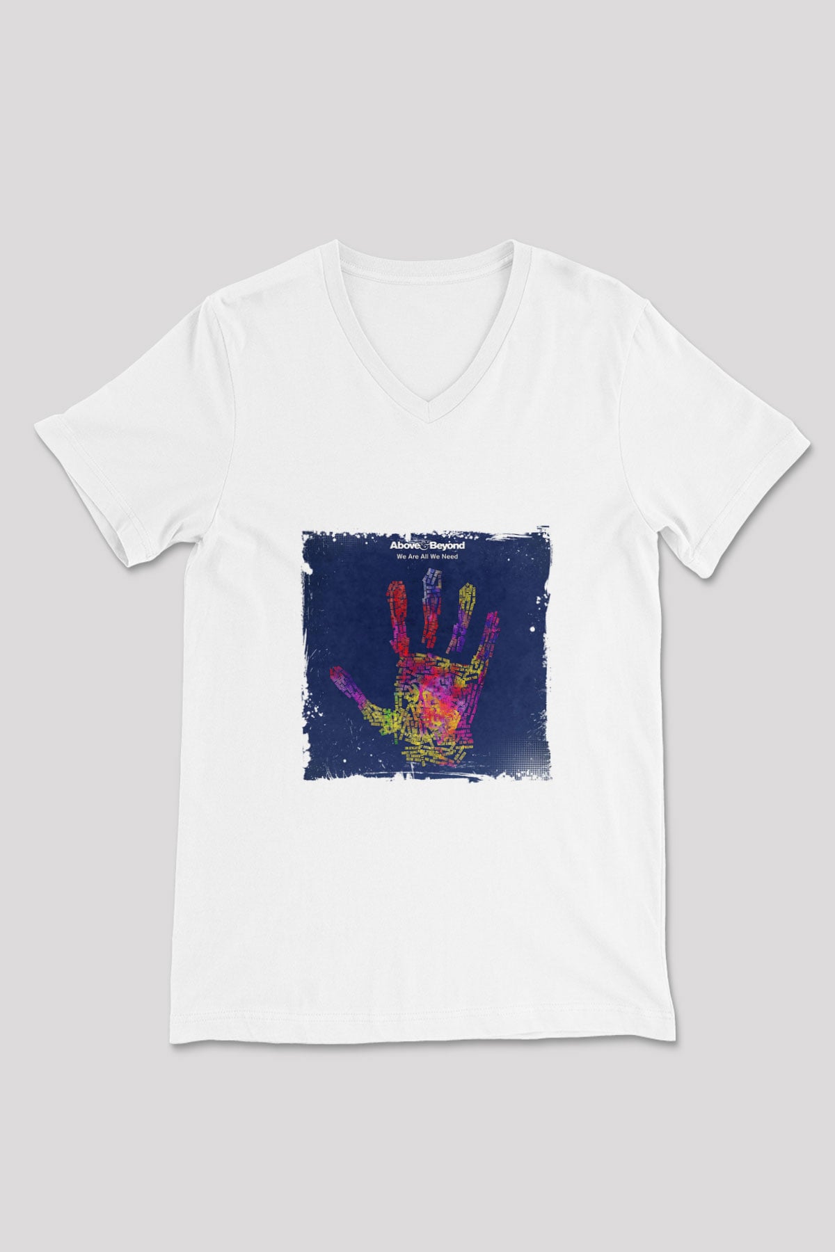 Above and Beyond Baskılı Beyaz V Yaka Unisex Tişört