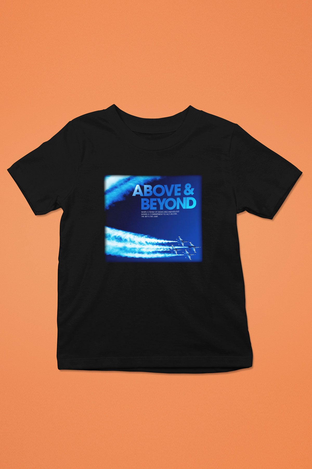 Above and Beyond Baskılı Siyah Unisex Çocuk Tişört