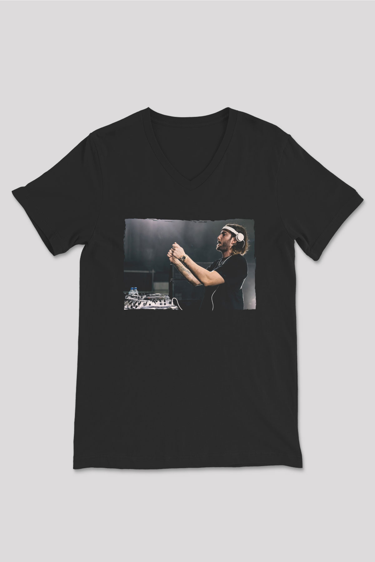 Alesso Siyah Unisex V Yaka Tişört