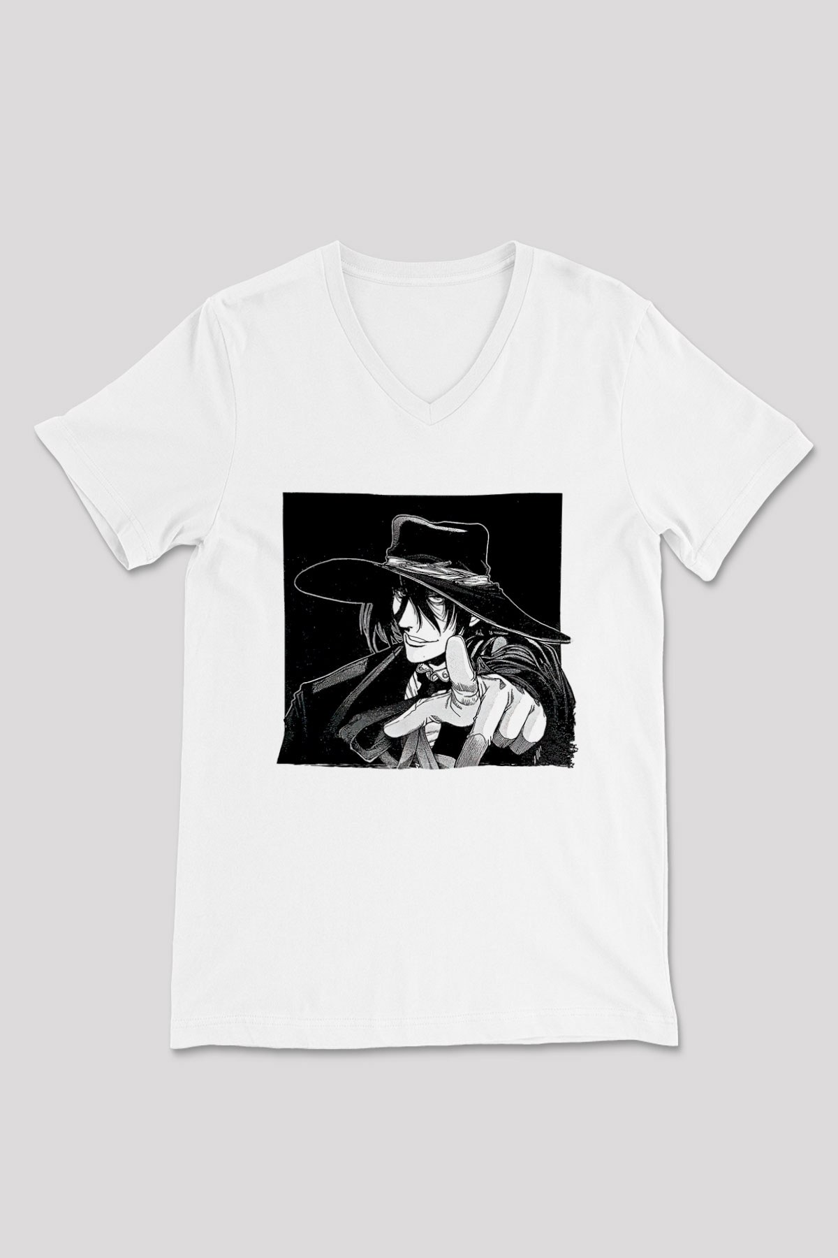 Alucard Baskılı Beyaz Unisex V Yaka Tişört - Tshirt