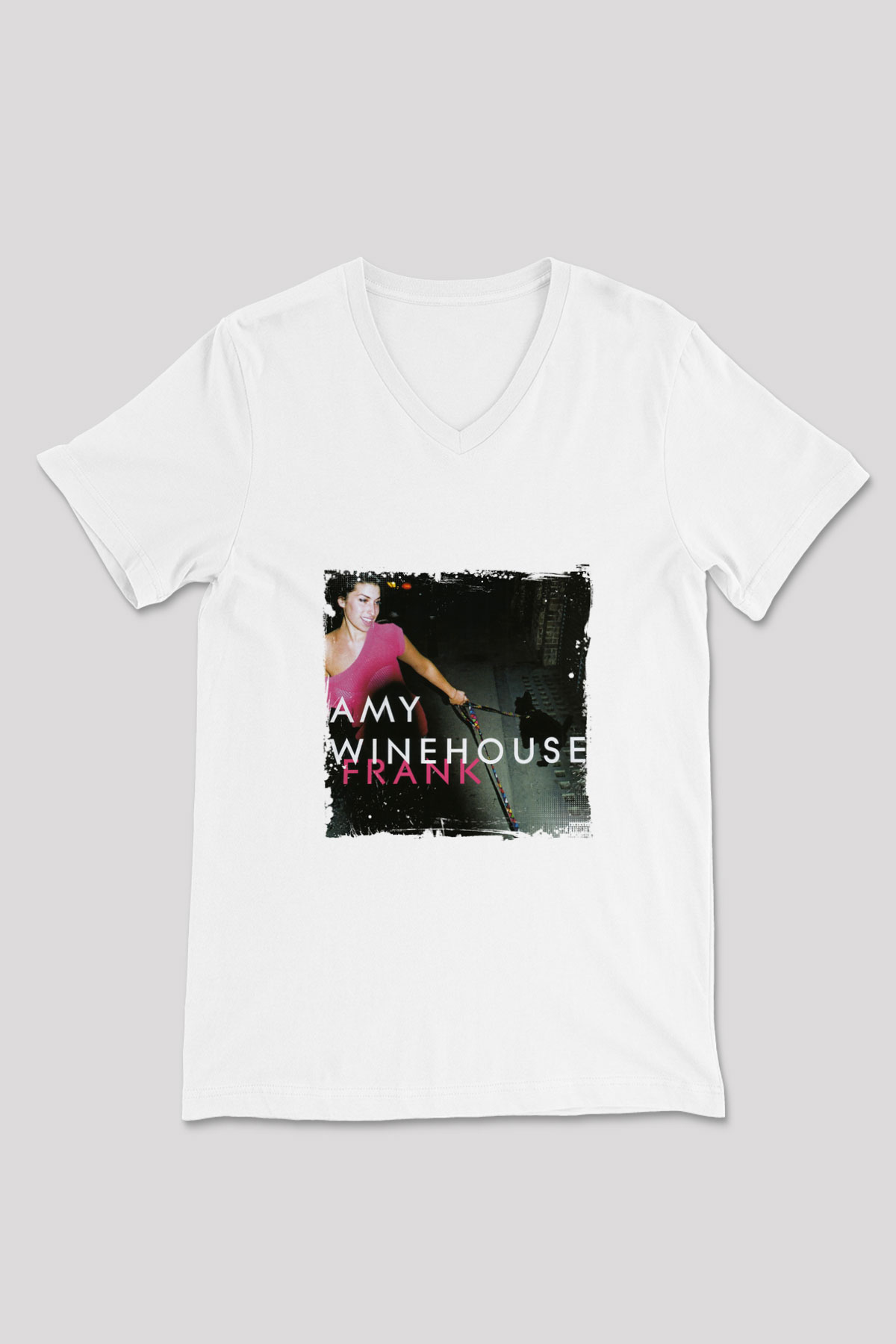 Amy Winehouse Baskılı Beyaz V Yaka Unisex Tişört