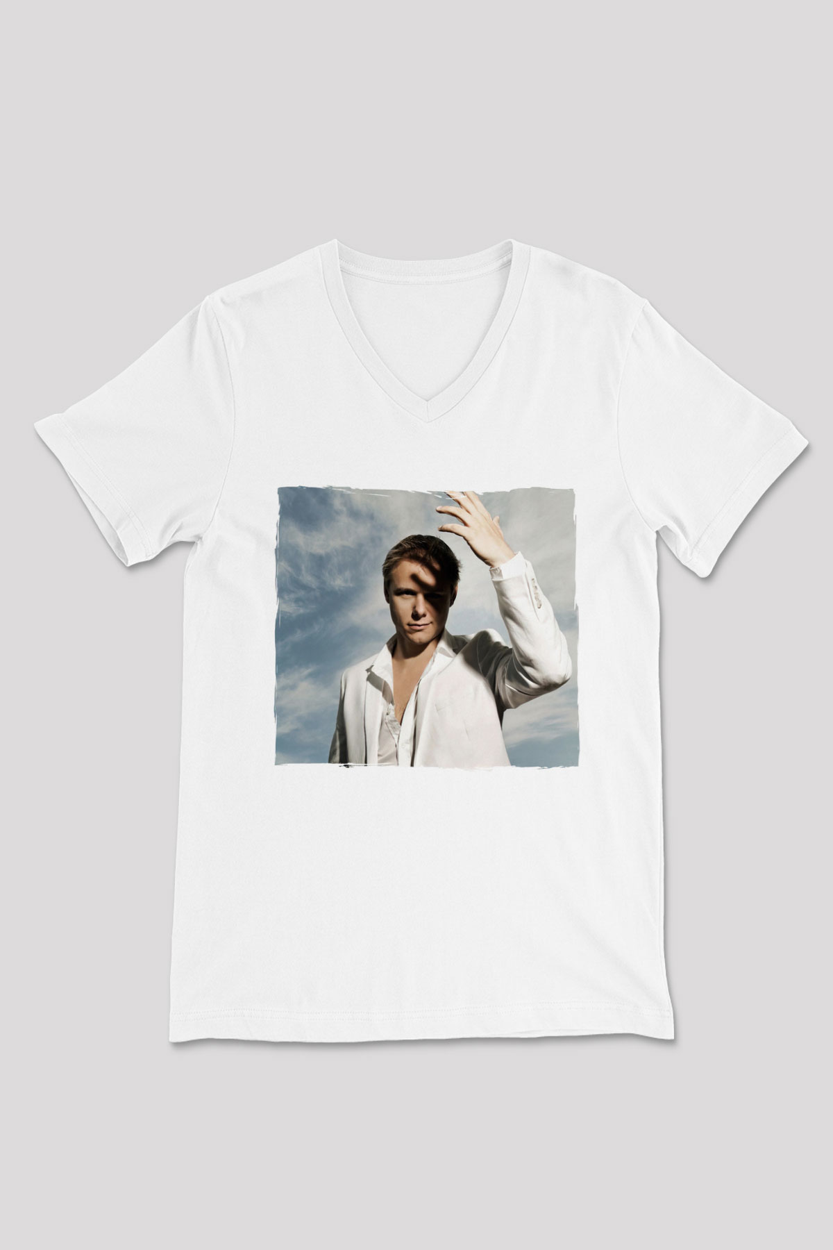 Armin Van Buuren Beyaz Unisex V Yaka Tişört