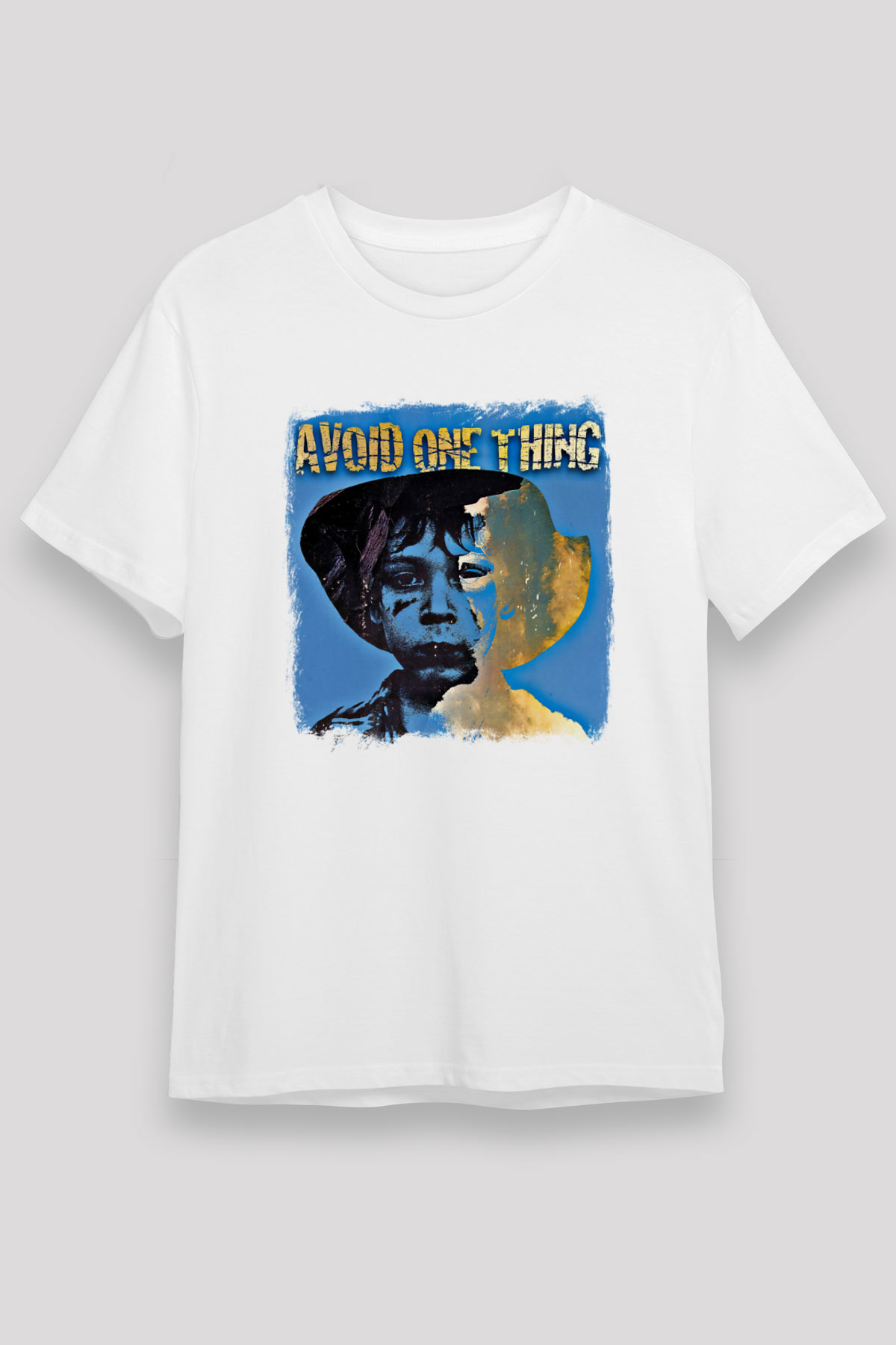 Avoid One Thing Baskılı Unisex Beyaz Tişört