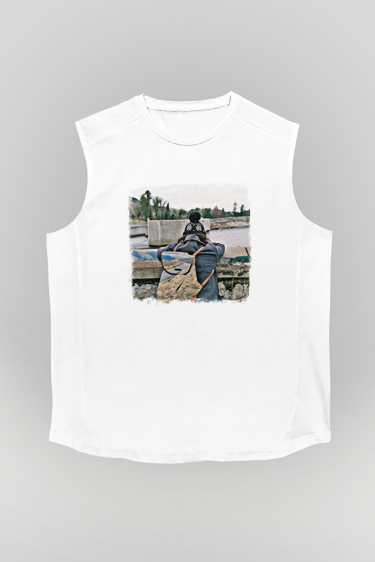 Basement Baskılı Unisex Beyaz Kolsuz Tişört
