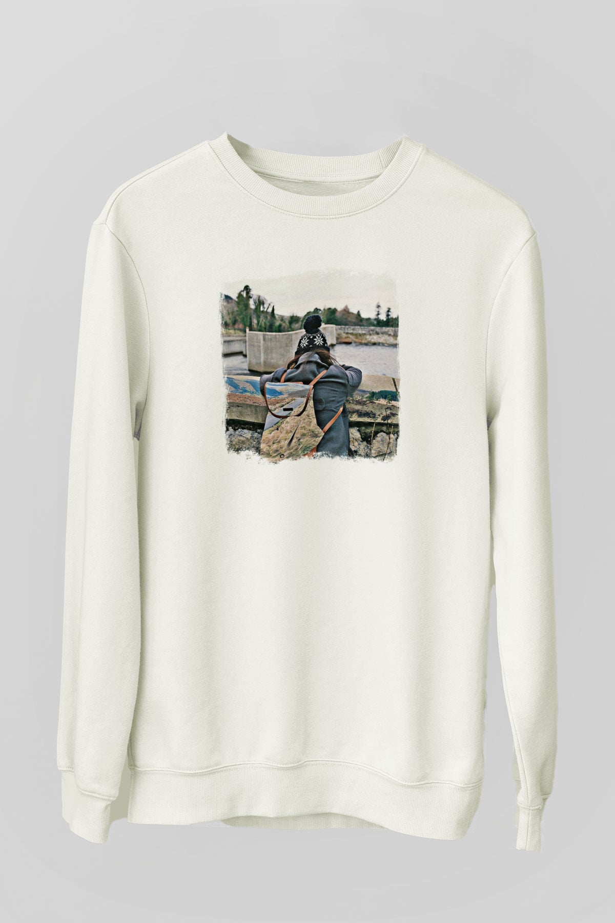 Basement Baskılı Unisex Beyaz Sweatshirt