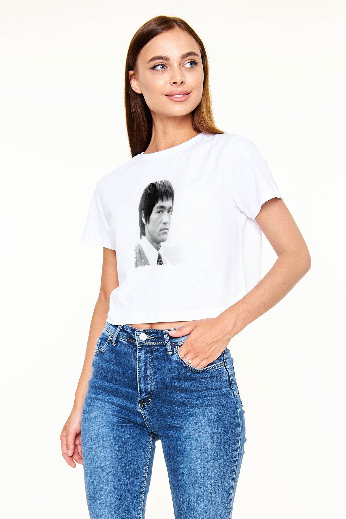 Bruce Lee Baskılı Beyaz Kadın Crop Top Tişört