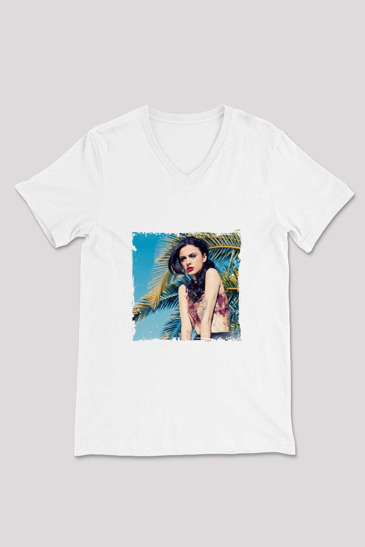 Cher Lloyd Baskılı Beyaz V Yaka Unisex Tişört