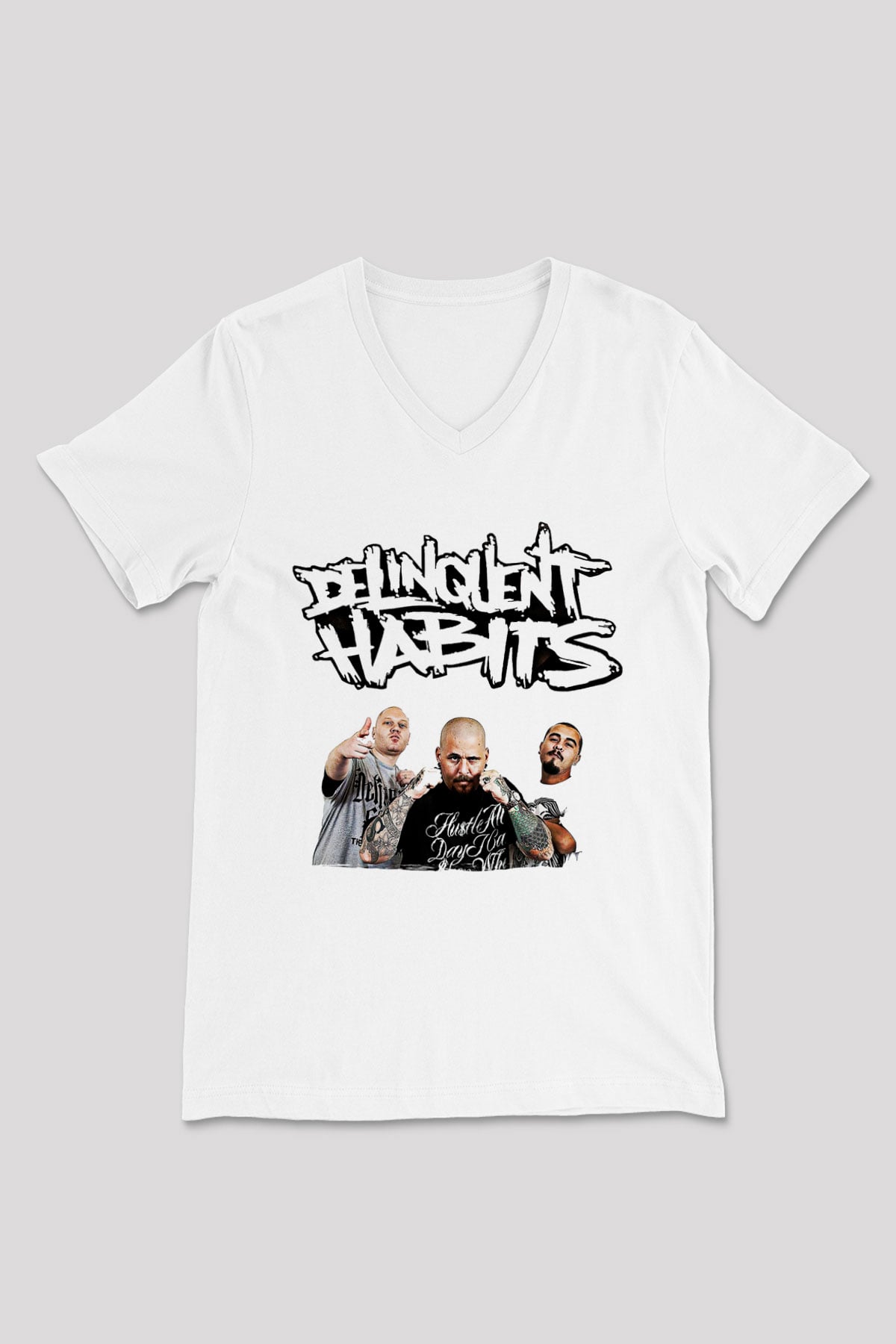 Delinquent Habits Baskılı Beyaz Unisex V Yaka Tişört - Tshirt