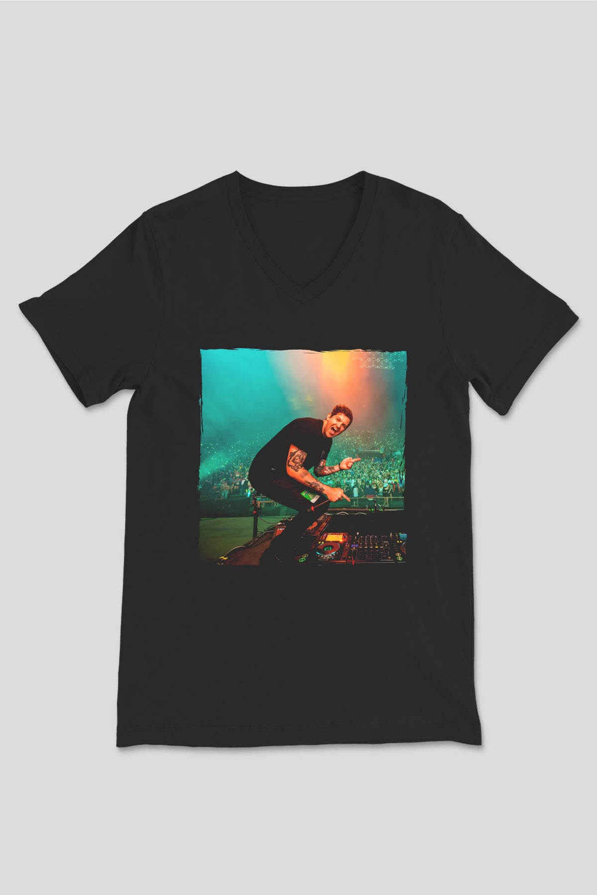 Dillion Francis Siyah Unisex V Yaka Tişört