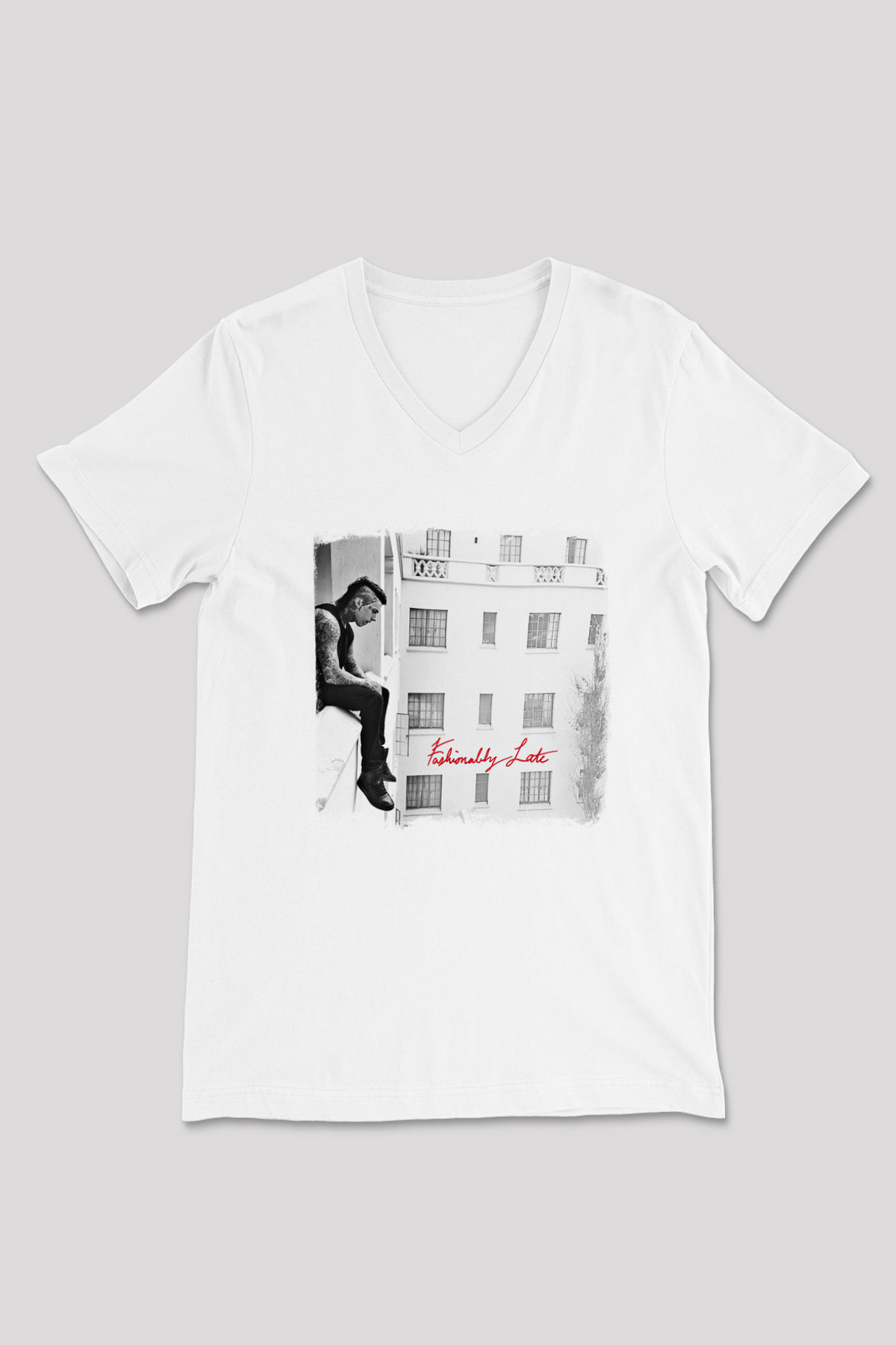 Falling In Reverse Baskılı Unisex Beyaz V Yaka Tişört