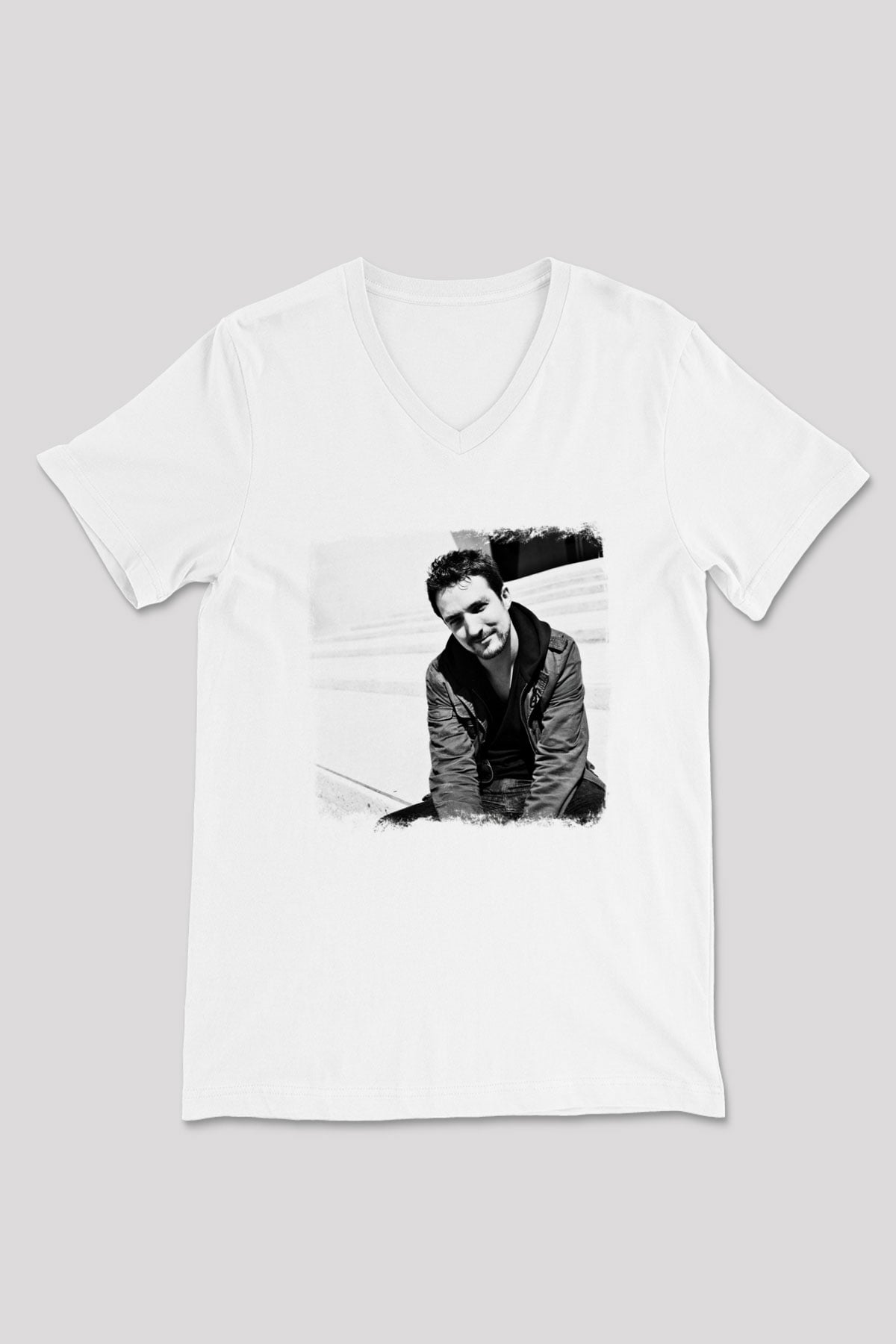 Frank Turner Baskılı Unisex Beyaz V Yaka Tişört