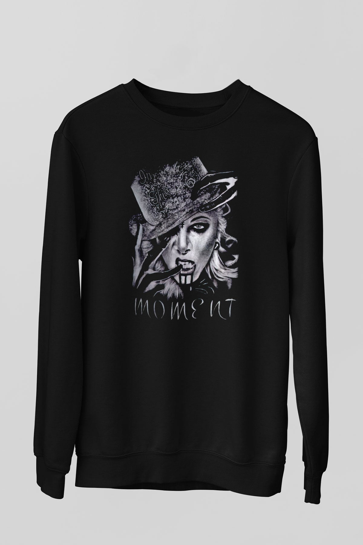 In This Moment Siyah Unisex Sweatshirt