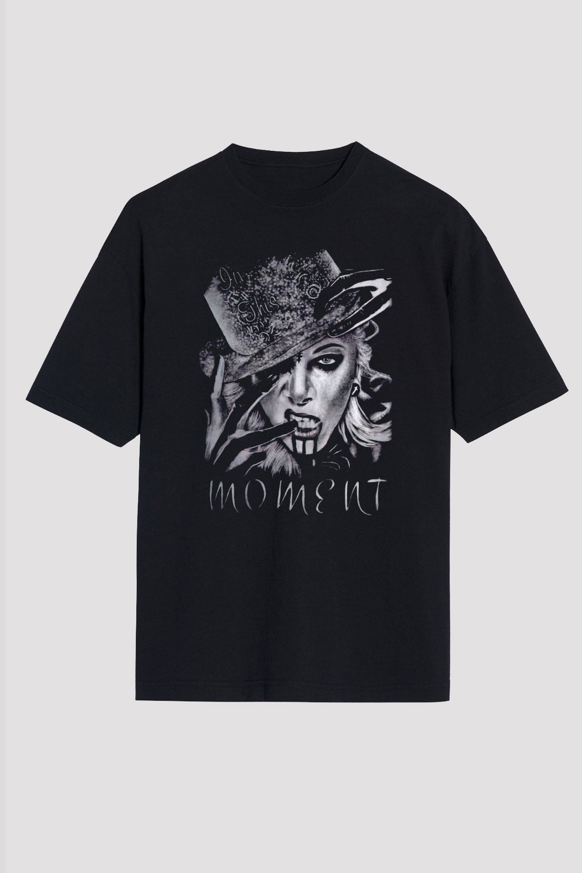 In This Moment Siyah Unisex Tişört T-Shirt - TişörtFabrikası