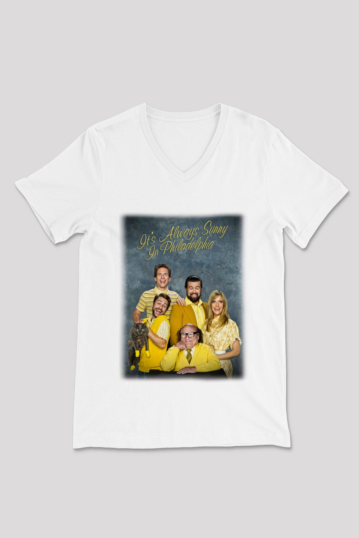 It's Always Sunny in Philadelphia Beyaz Unisex V Yaka Tişört T-Shirt