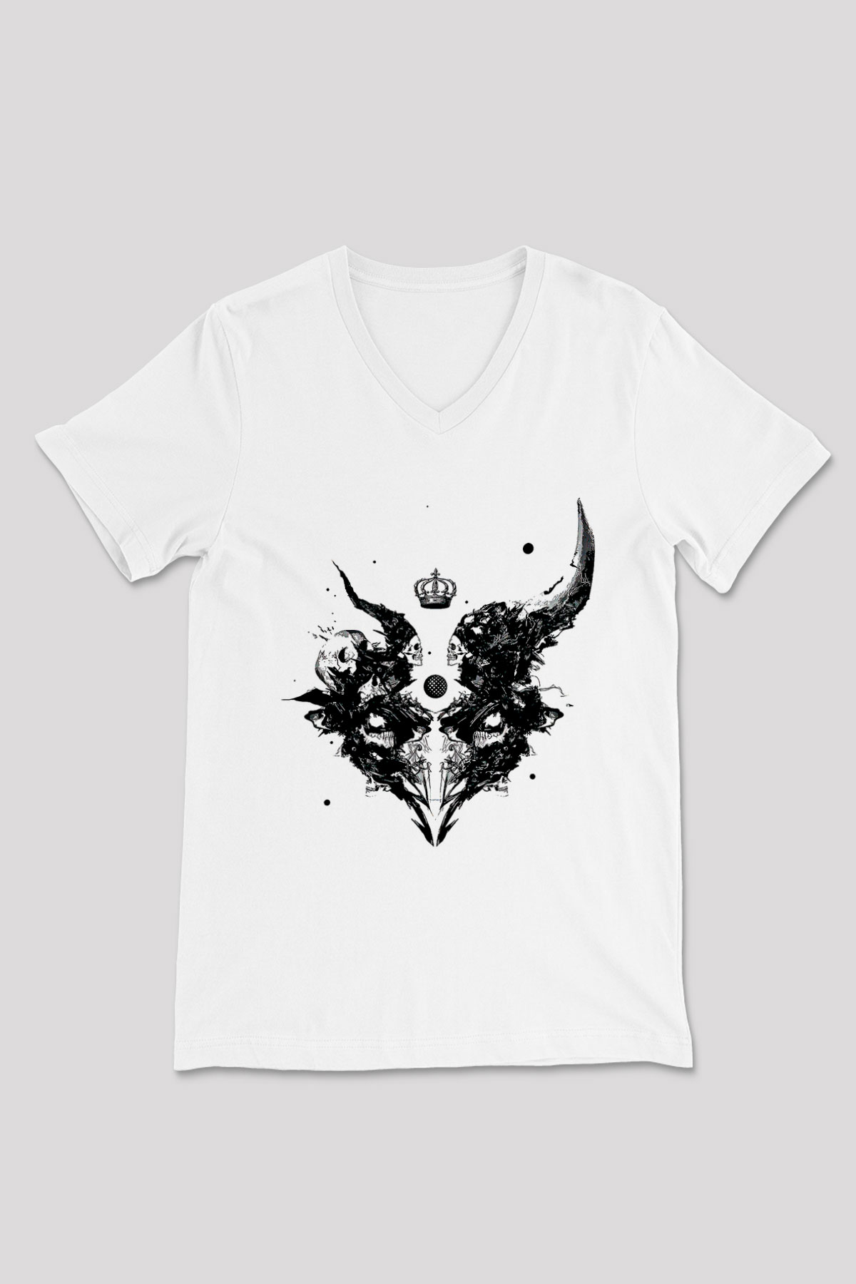 Karga Baskılı Beyaz Unisex V Yaka Tişört - Tshirt