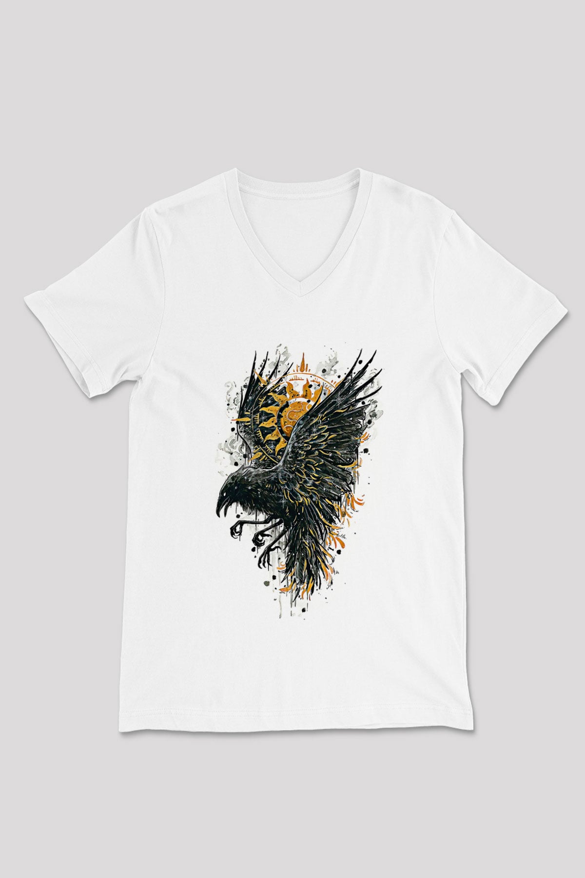 Karga Baskılı Beyaz Unisex V Yaka Tişört - Tshirt