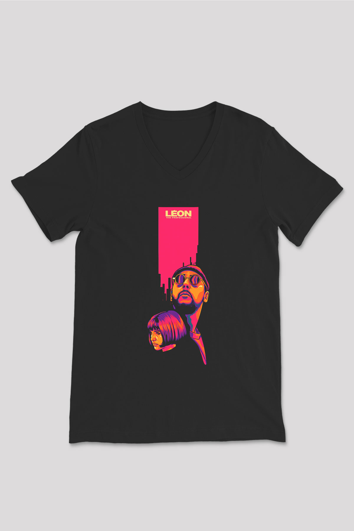 Leon Baskılı Unisex Siyah V Yaka Tişört - Tshirt