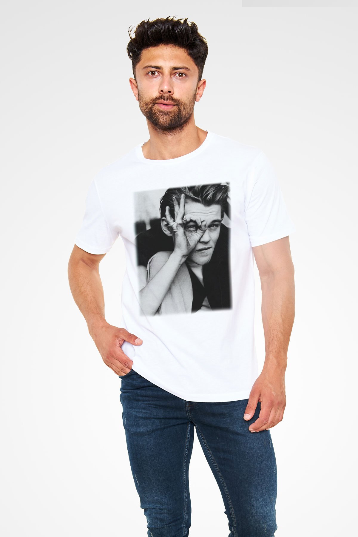 Leonardo dicaprio t shirt hotsell