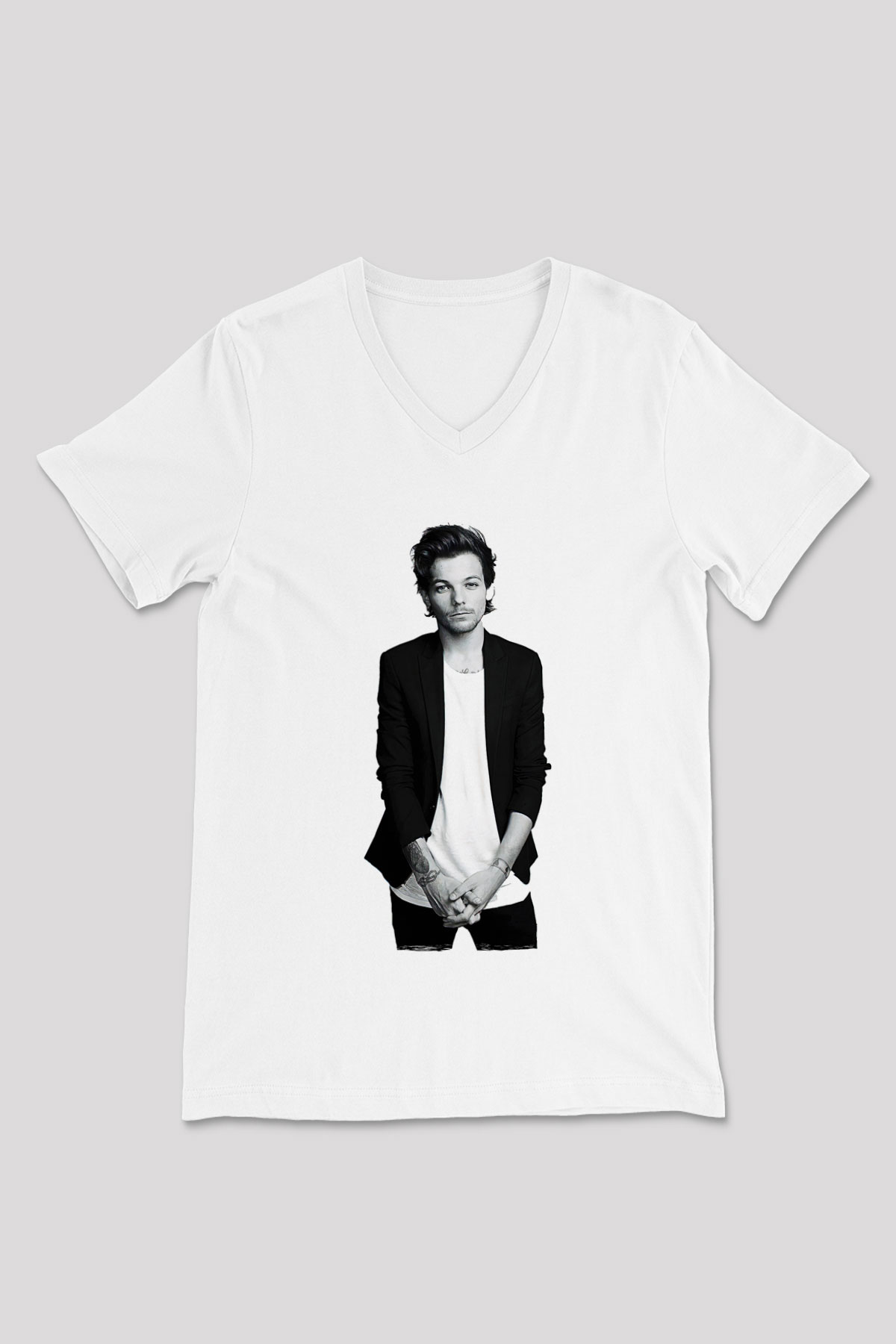 Louis Tomlinson Baskılı Beyaz Unisex V Yaka Tişört - Tshirt