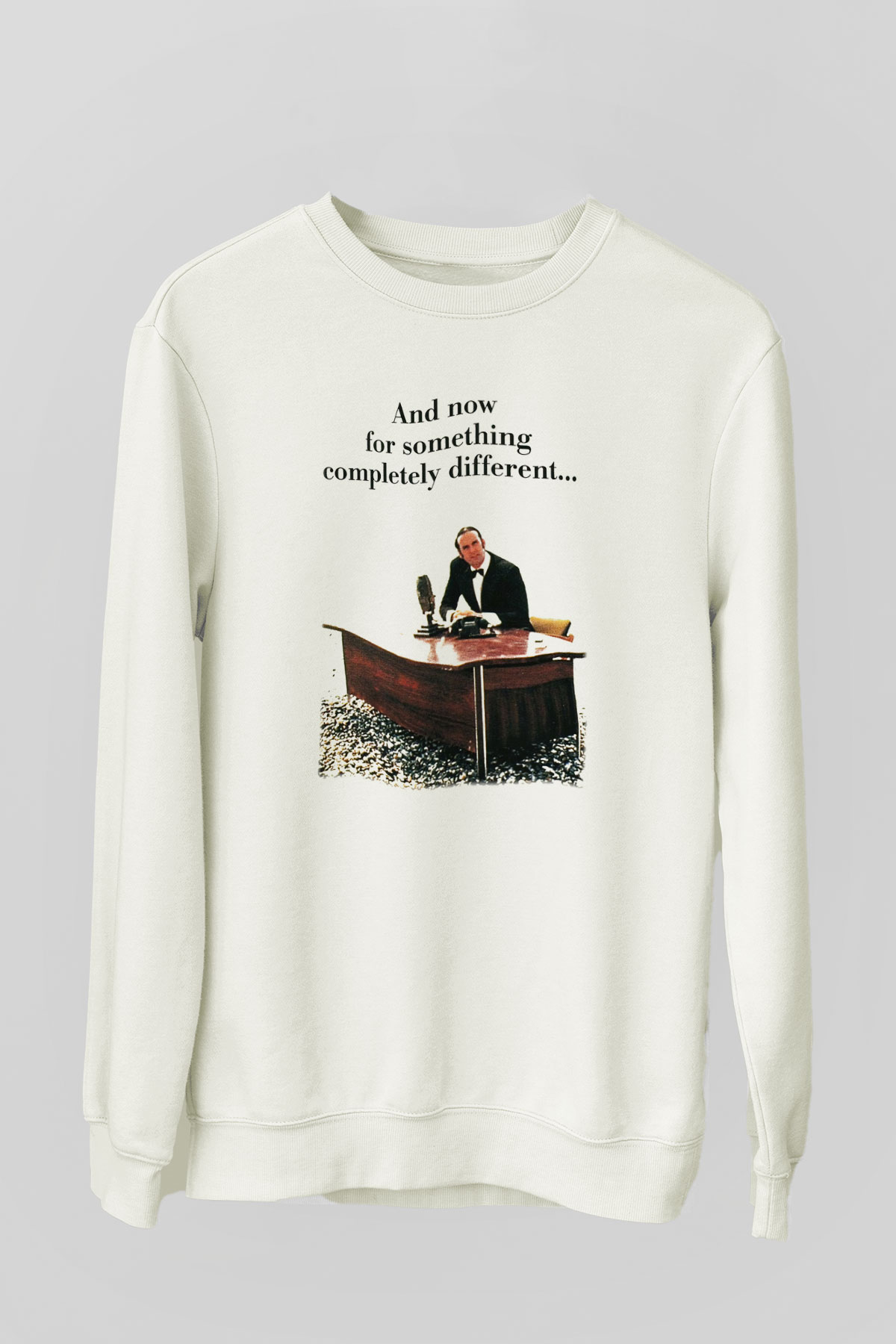 Monty Python's Flying Circus Beyaz Unisex Sweatshirt