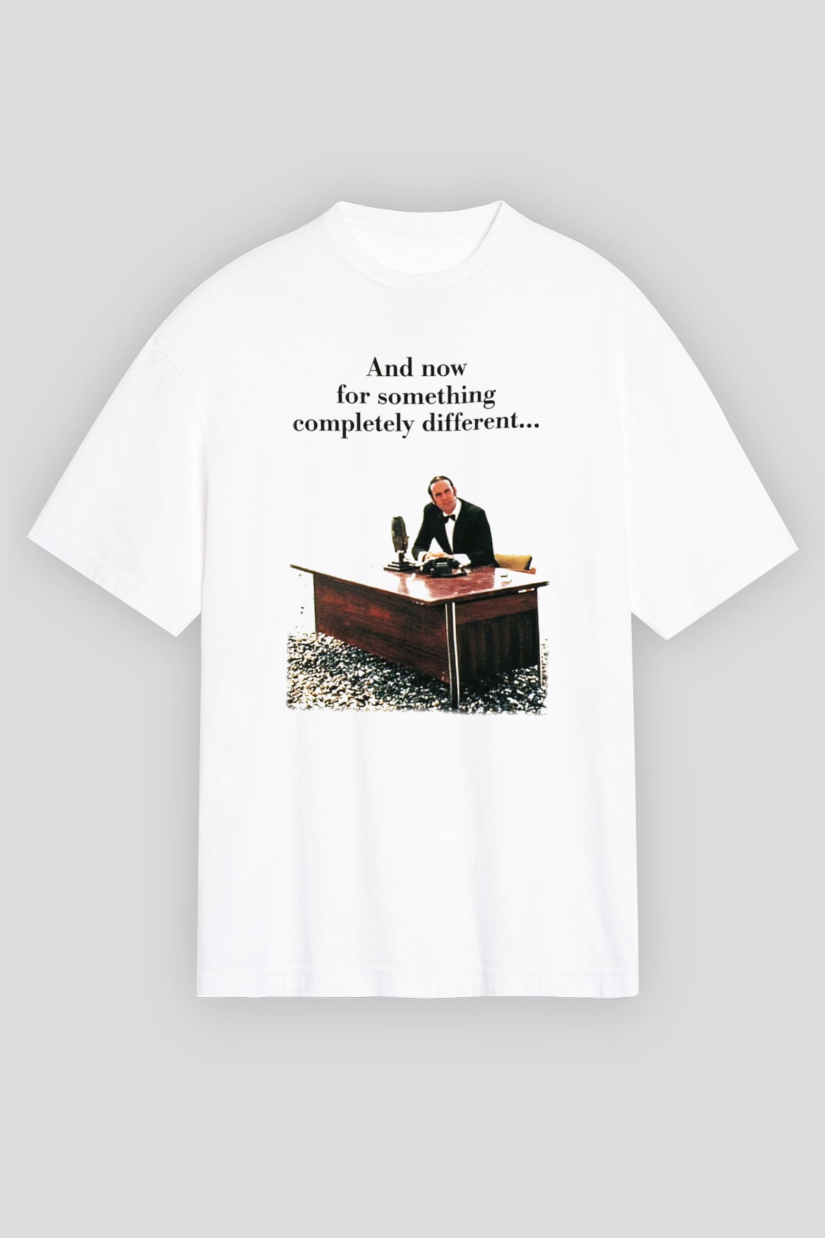 Monty Python's Flying Circus Beyaz Unisex Oversize Tişört T-Shirt