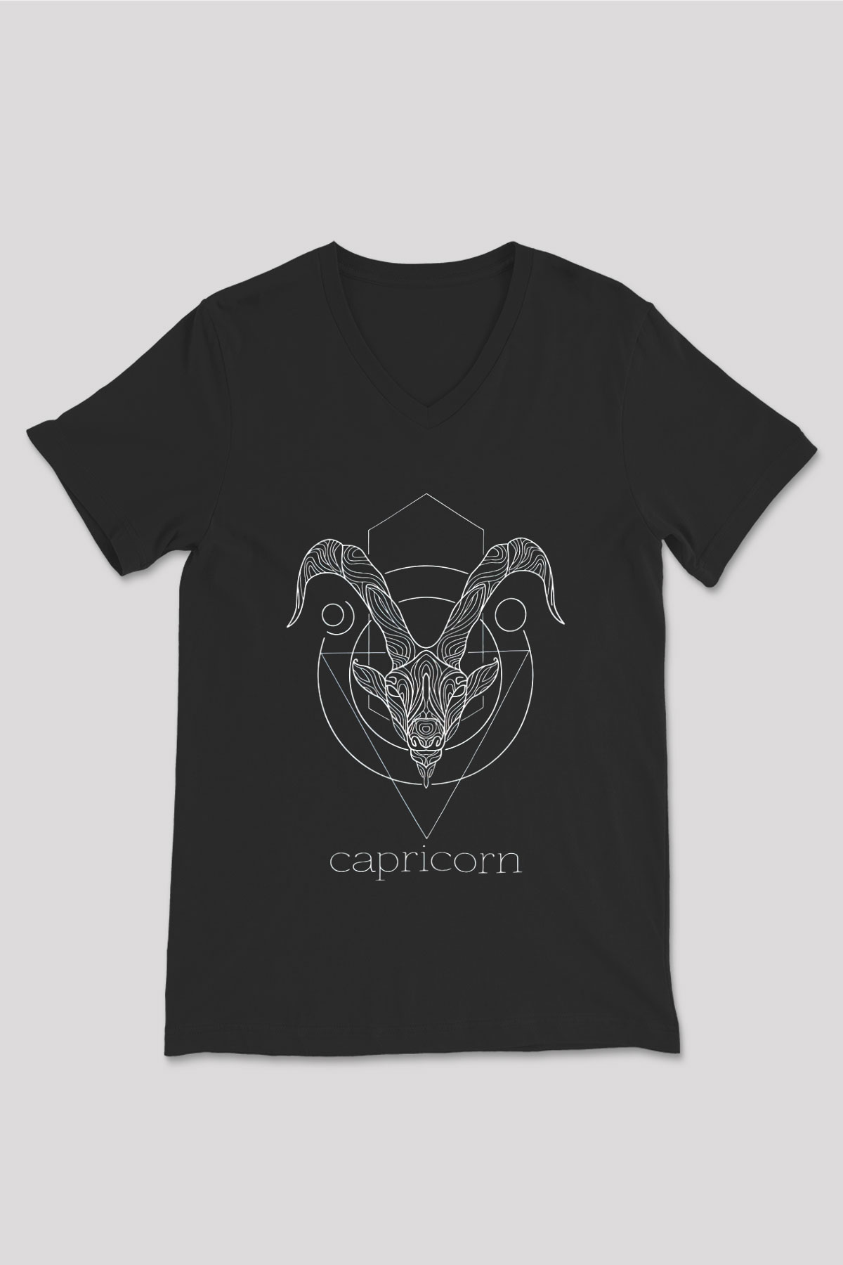 Oğlak Burcu Baskılı Unisex Siyah V Yaka Tişört - Tshirt