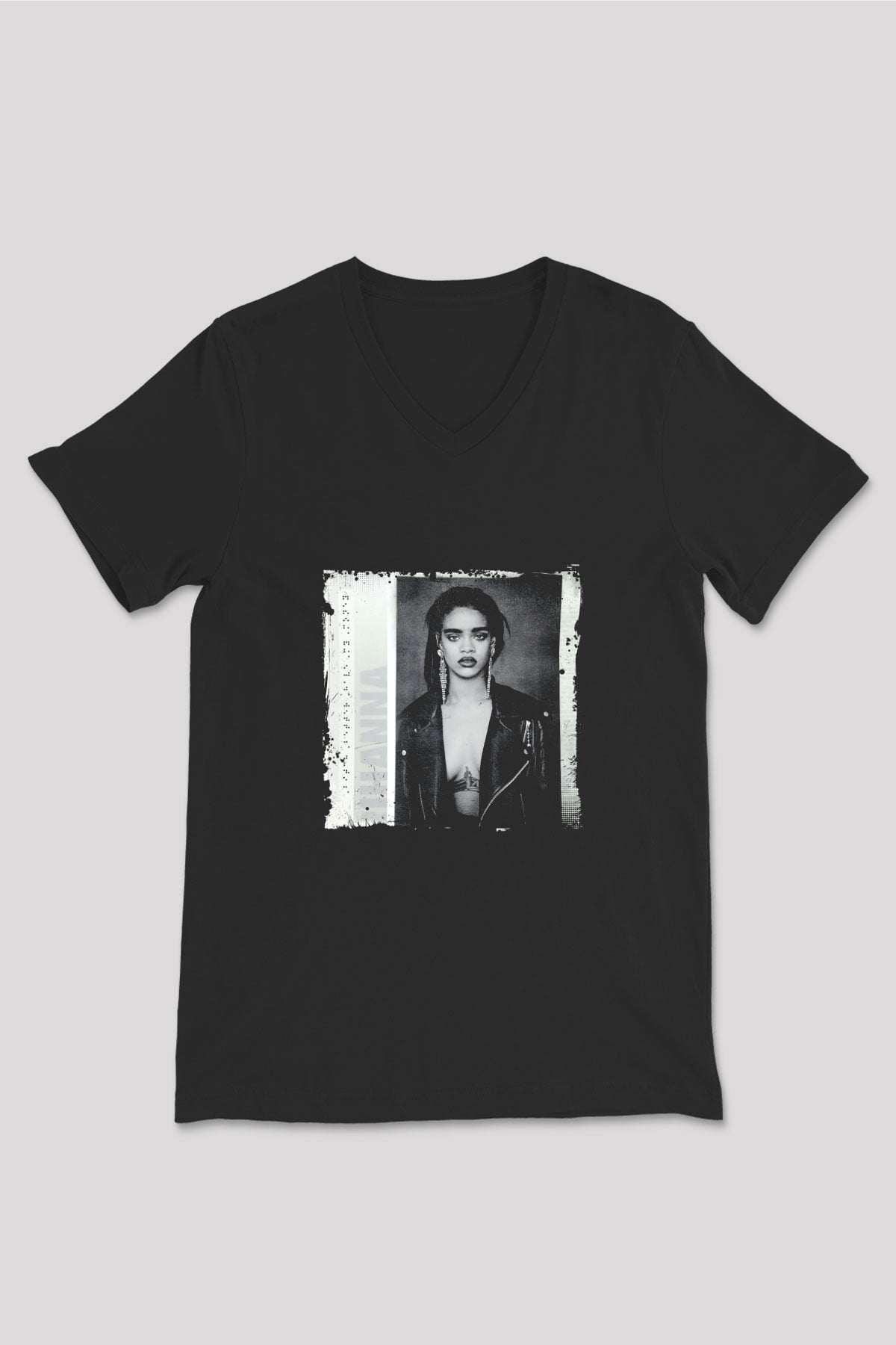 Rihanna Baskılı Unisex Siyah V Yaka Tişört