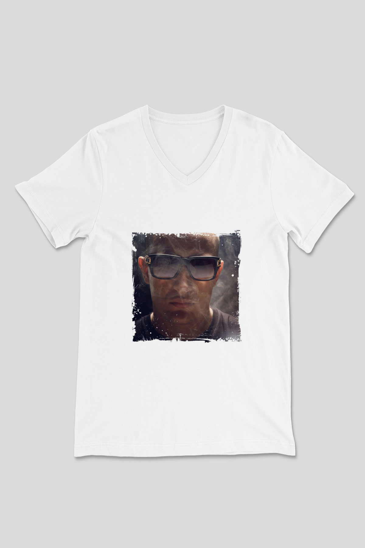 Snake Baskılı Beyaz V Yaka Unisex Tişört
