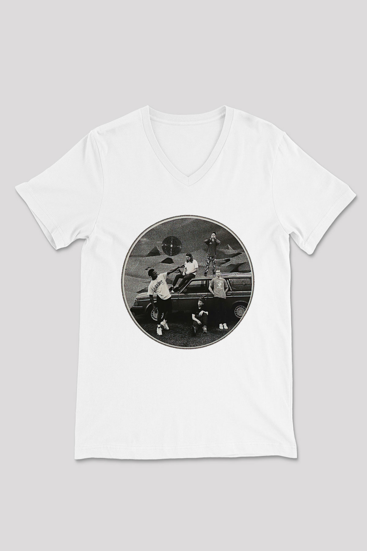 Turnstile Baskılı Beyaz Unisex V Yaka Tişört - Tshirt