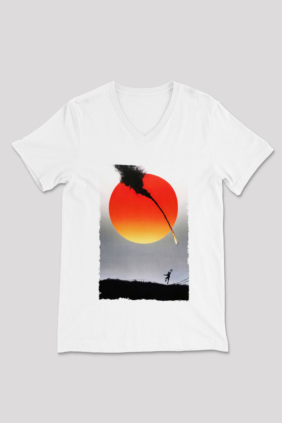 Unisex Güneş İmparatorluğu (Empire of the Sun) Baskılı Beyaz V Yaka Tshirt