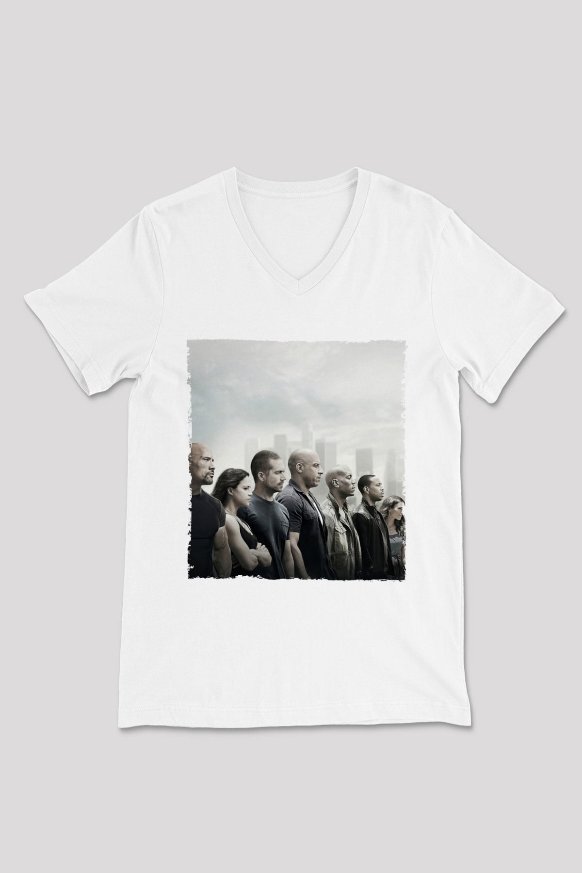 Unisex Hızlı ve Öfkeli Baskılı Beyaz V Yaka T-shirt