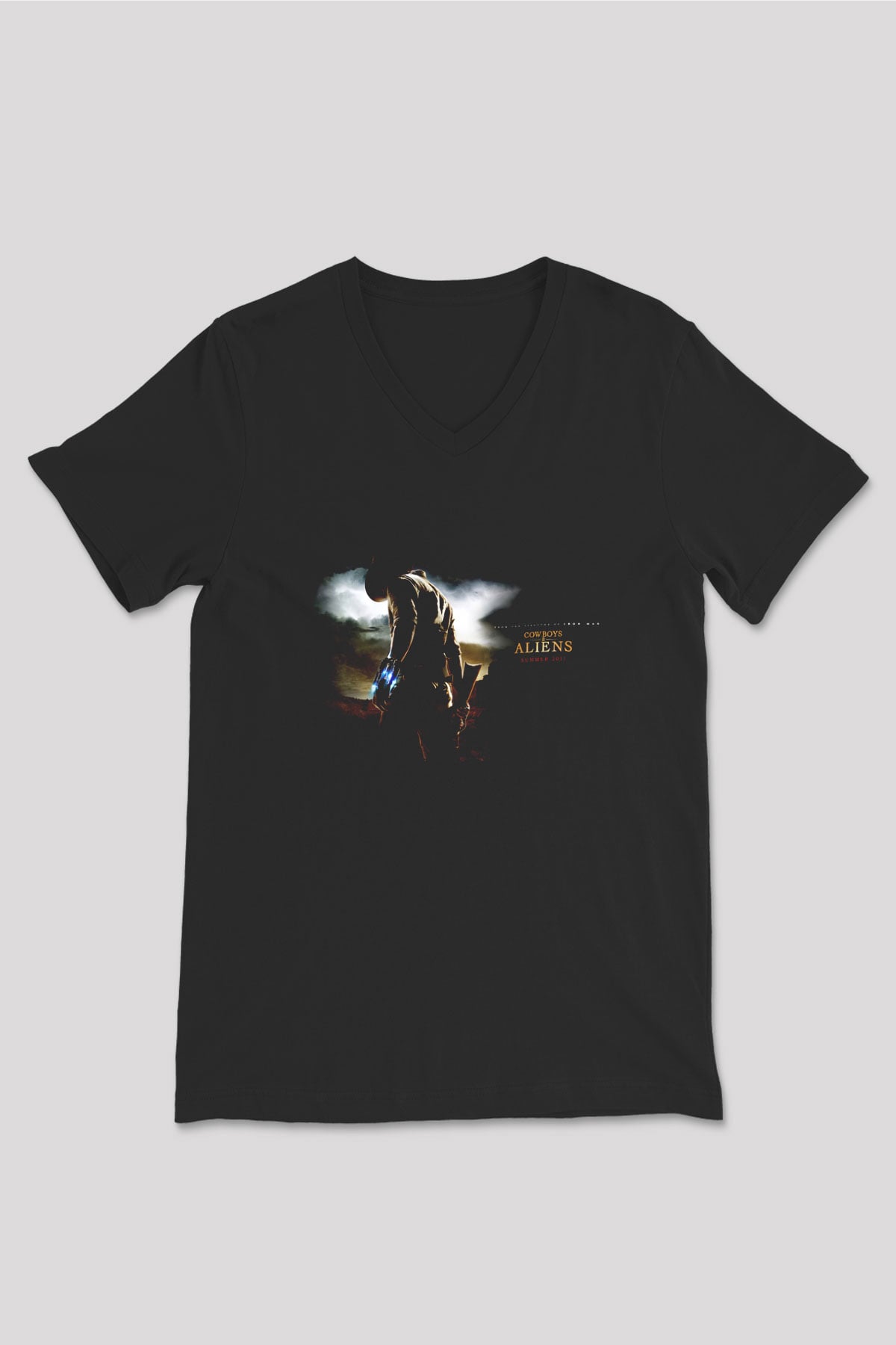 Unisex Kovboylar ve Uzaylılar (Cowboys & Aliens) Baskılı Siyah V Yaka Tişört