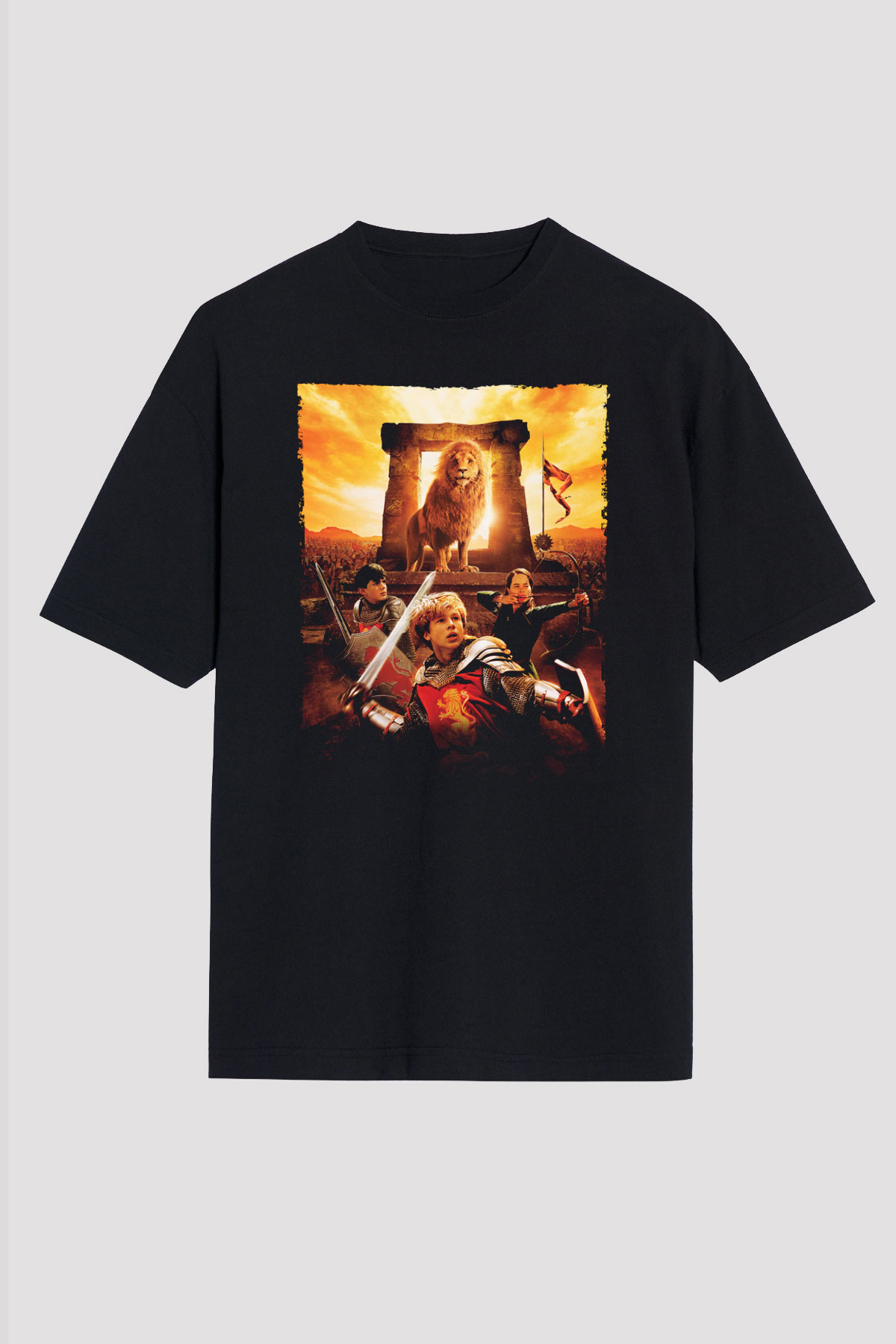 Unisex Narnia Günlükleri Aslan, Cadı ve Dolap (The Chronicles of Narnia The Lion, the Witch and the Wardrobe) Baskılı Siyah Oversize T-shirt