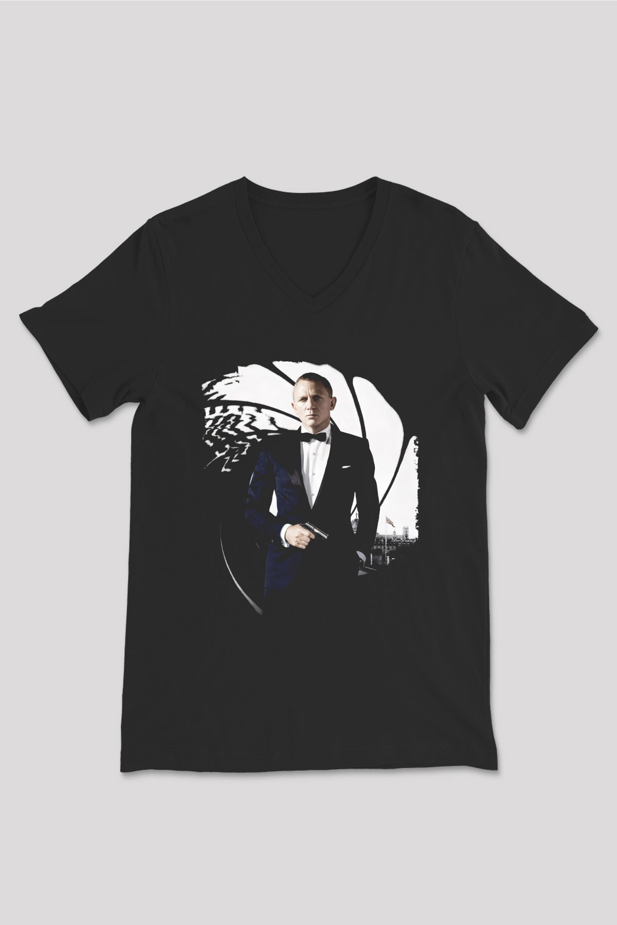 Unisex Skyfall Baskılı Siyah V Yaka Tişört