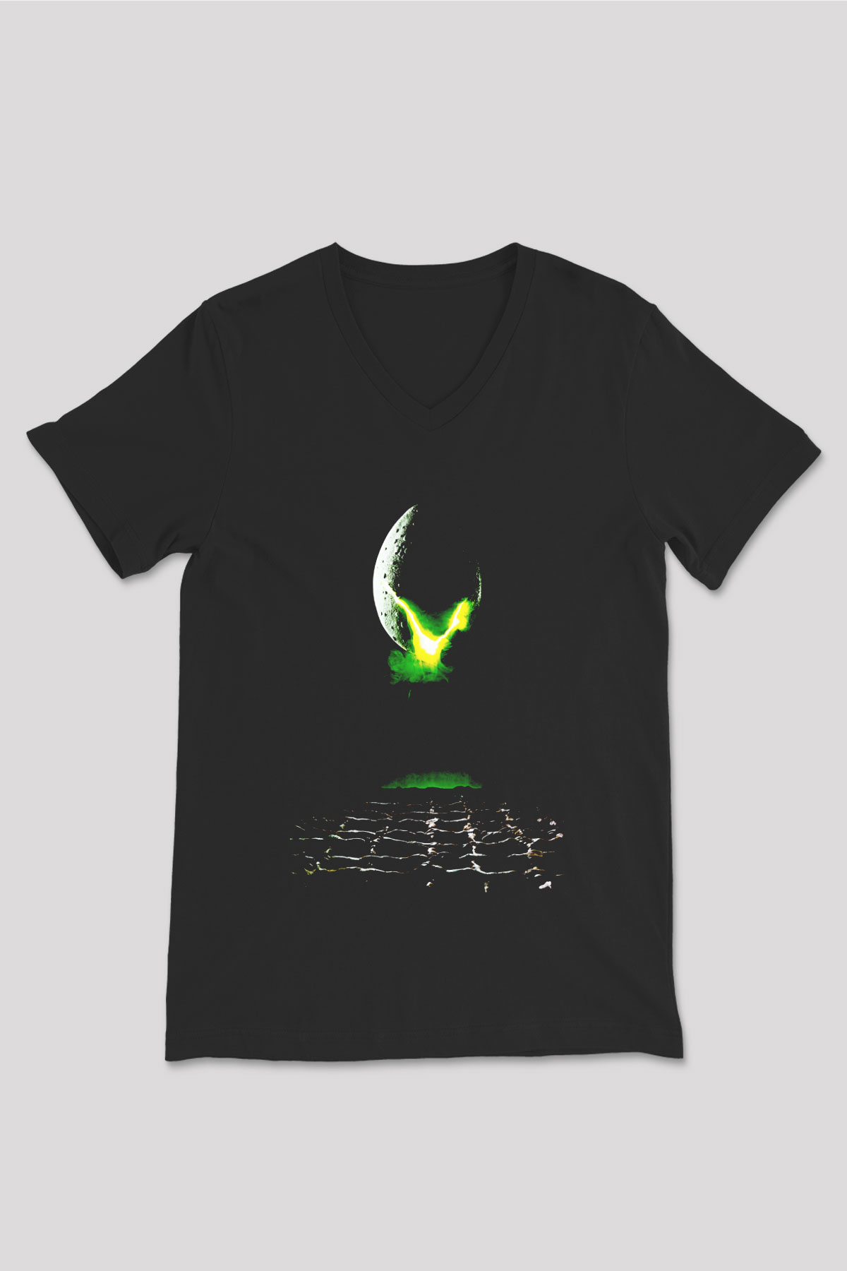 Unisex Yaratık (Alien) Baskılı Siyah Unisex V Yaka T-shirt
