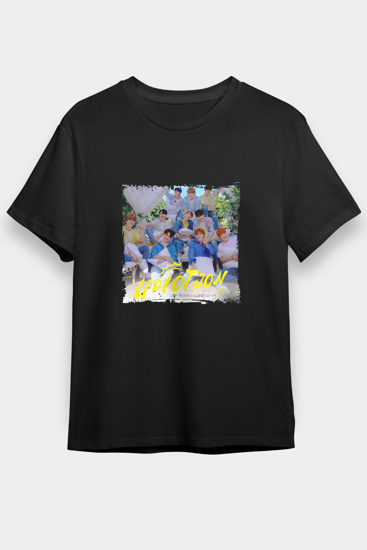 Up10tion Unisex Black Graphic Tee - STREETWEAR