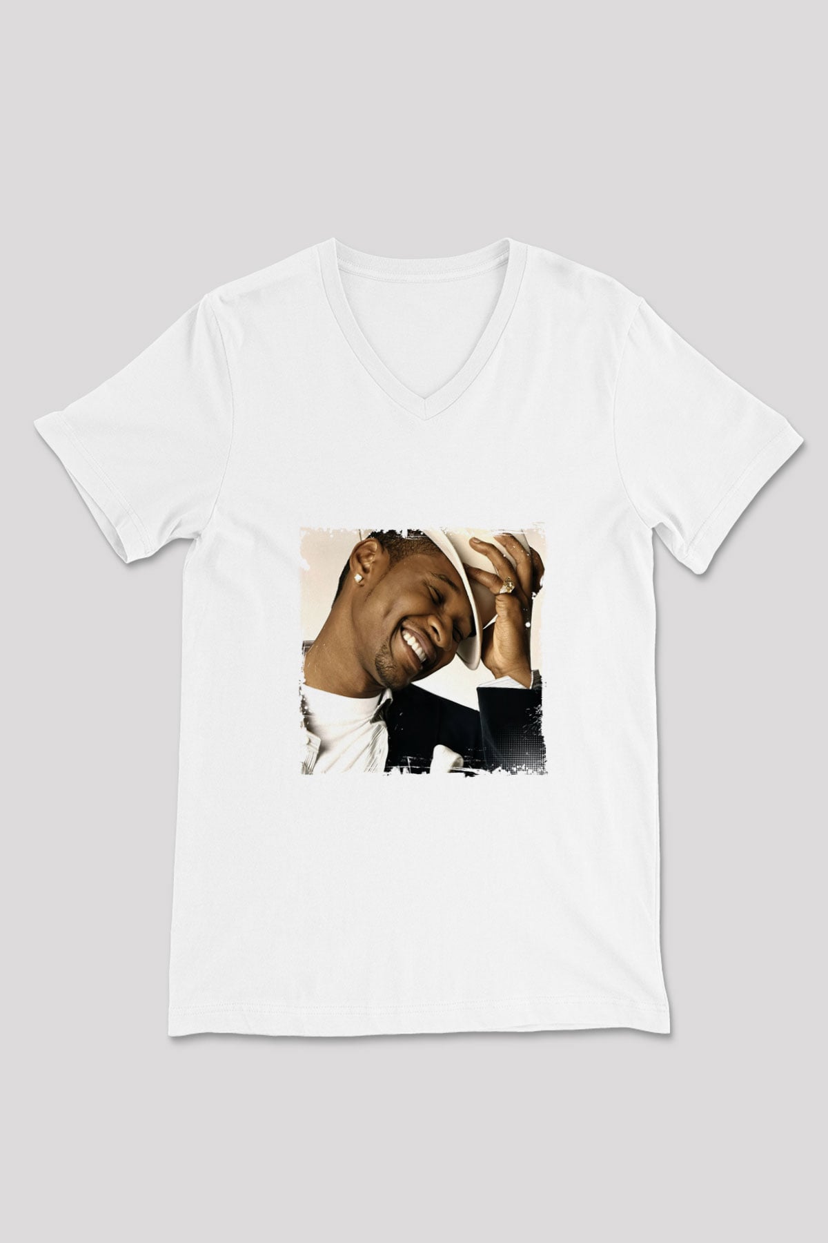 Usher  Baskılı Beyaz V Yaka Unisex Tişört