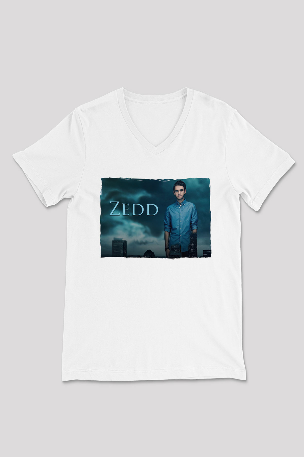 Zedd Beyaz Unisex V Yaka Tişört