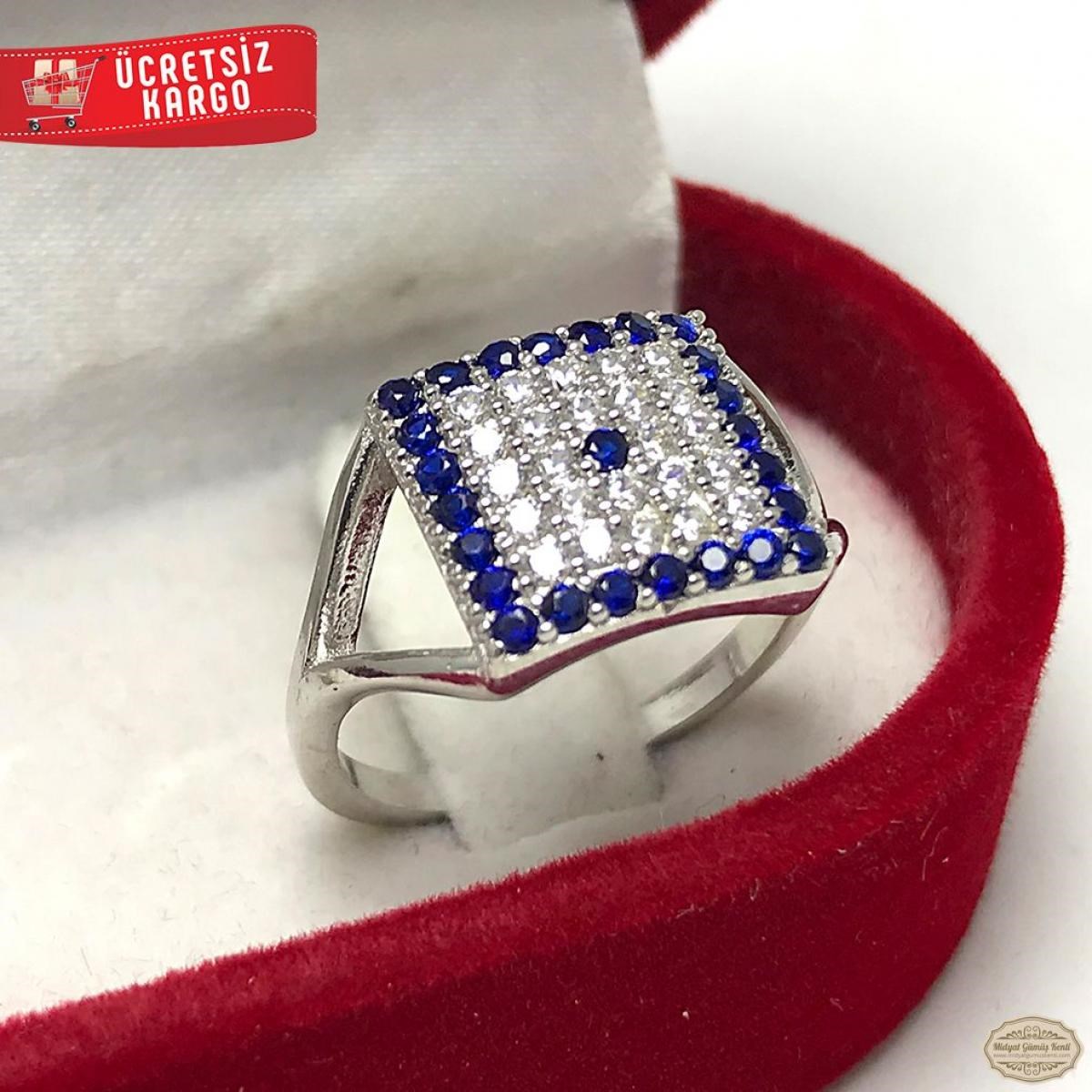 Beyaz Zirkon Ve Safir Taşlı Kare Model 925 Ayar Gümüş Yüzük 