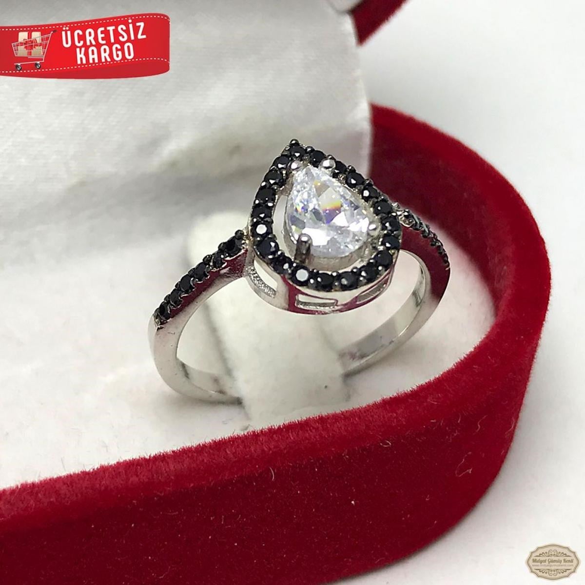 Siyah Zirkon Ve Beyaz Zirkon Taşlı Damla Model 925 Ayar Gümüş Yüzük