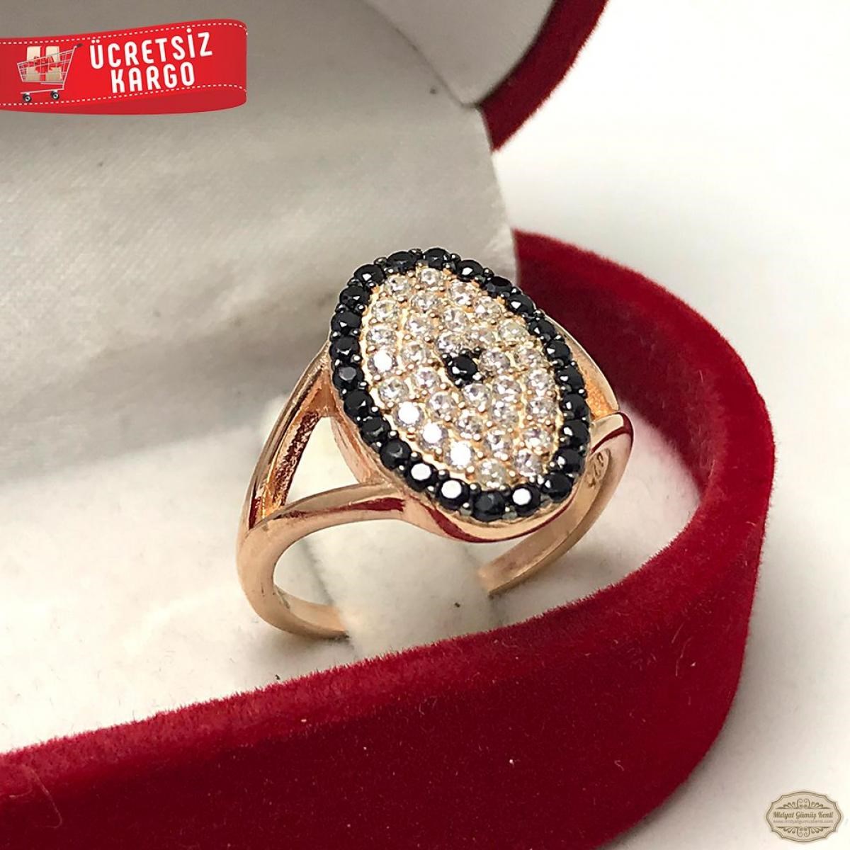 Zirkon Taşlı Elips Model Rozlu 925 Ayar Gümüş Yüzük