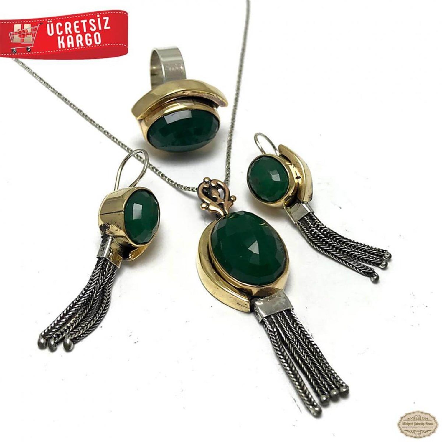 Zümrüt Taşlı Püsküllü Model 925 Ayar Otantik Gümüş Üçlü Set 