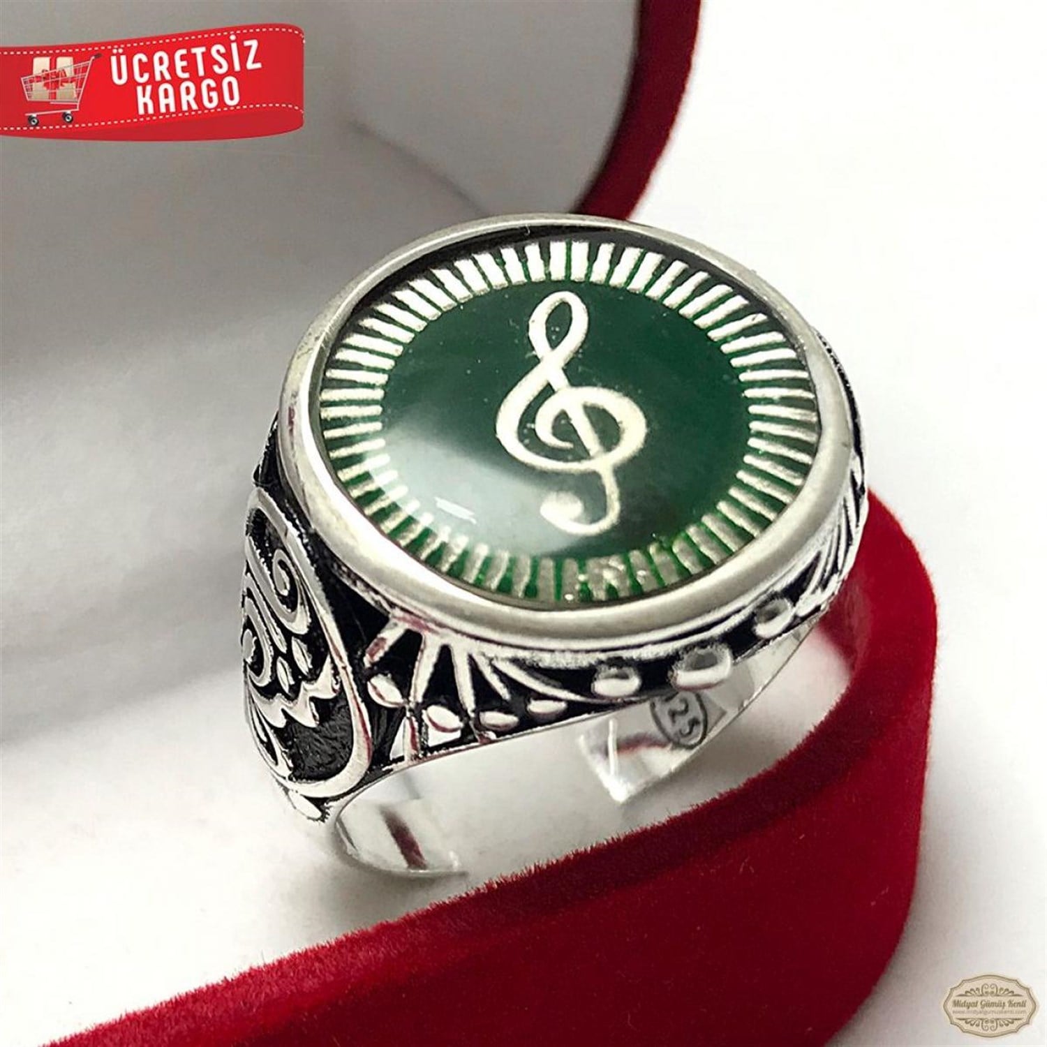 Anahtar Nota Model işlemeli Yeşil Mineli 925 Ayar Gümüş Erkek Yüzük