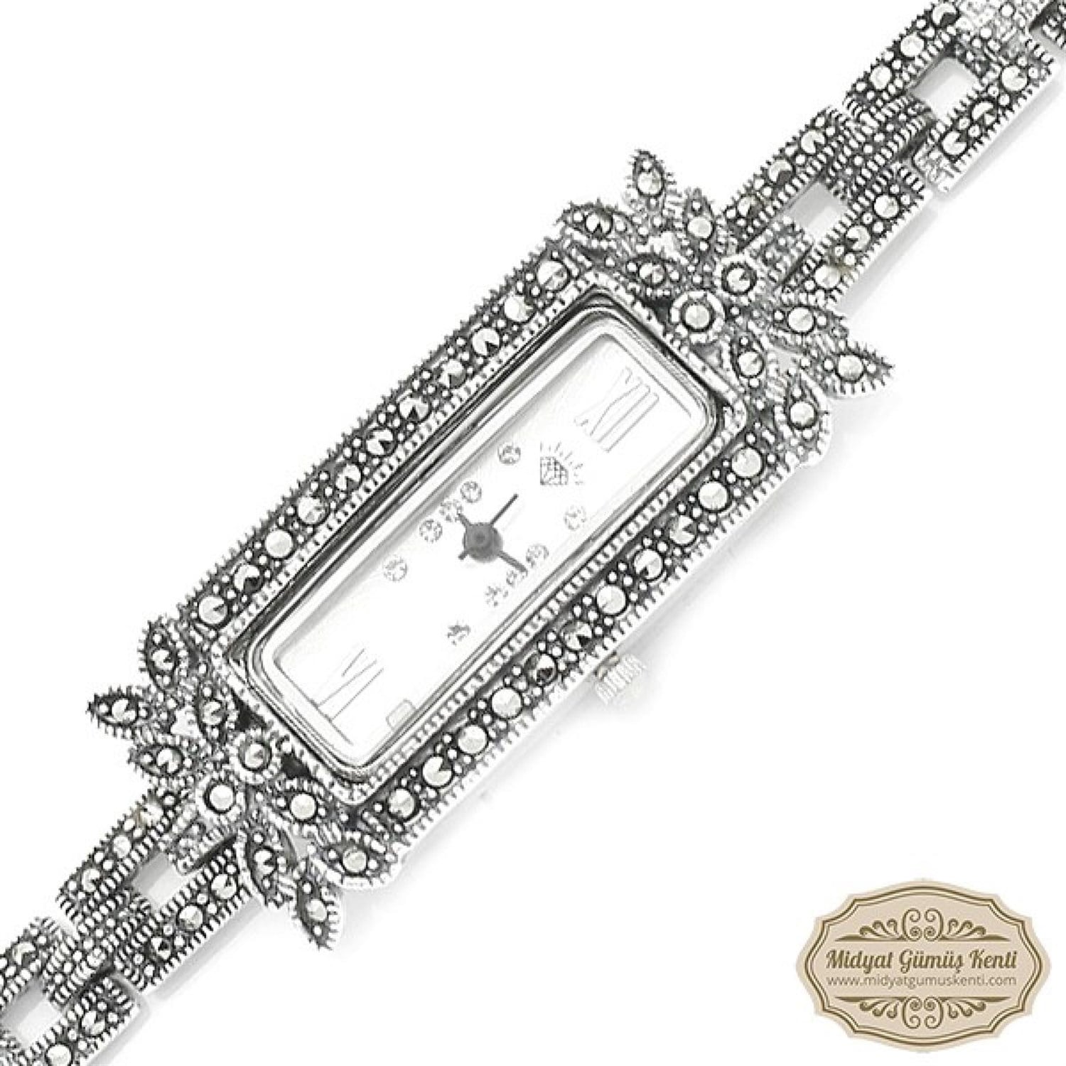 Dikdörtgen Model Bayan Gümüş Kol Saati