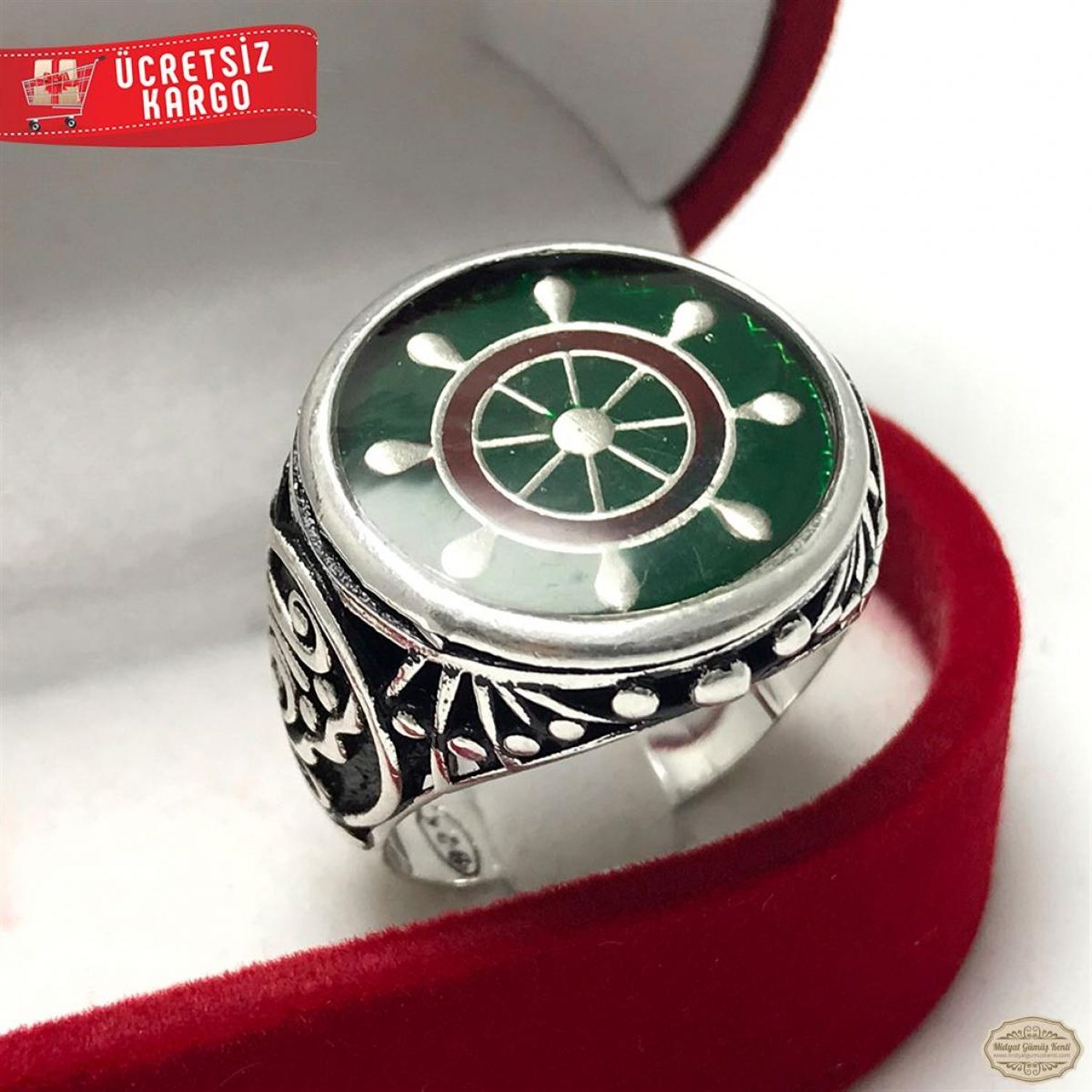 Dümen Model işlemeli Yeşil Mineli 925 Ayar Gümüş Erkek Yüzük