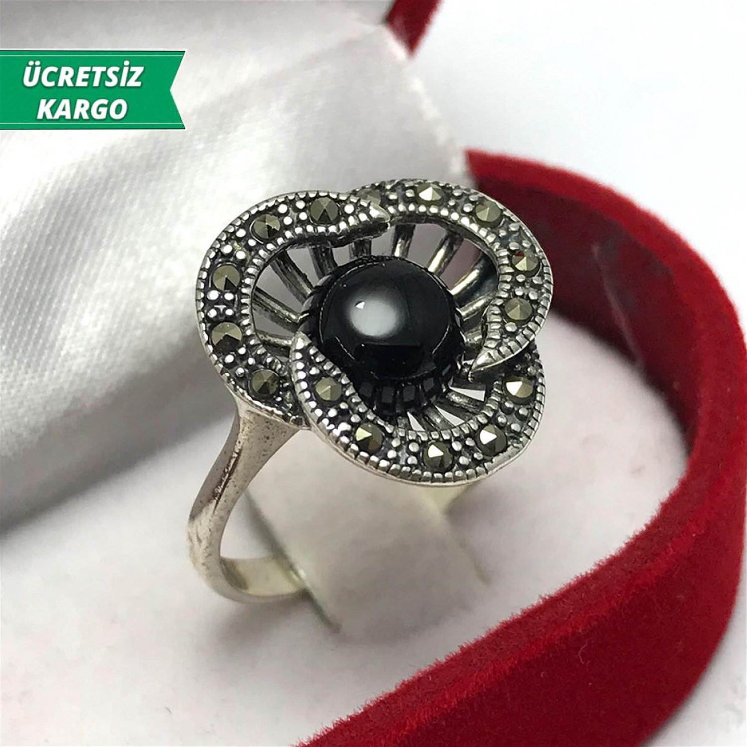 Oniks Taşlı Yonca Model Markazit Bayan Gümüş Yüzük