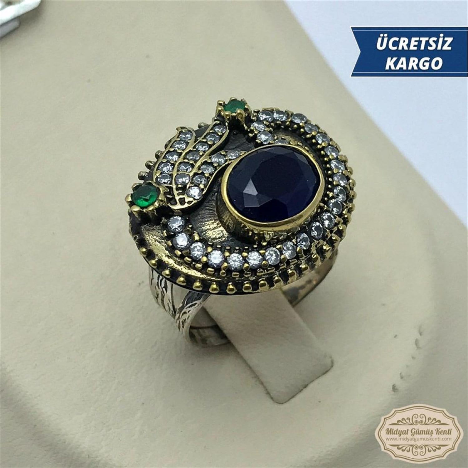 Safir Taşlı Vav İşlemeli Model 925 Ayar Otantik Bayan Gümüş Yüzük