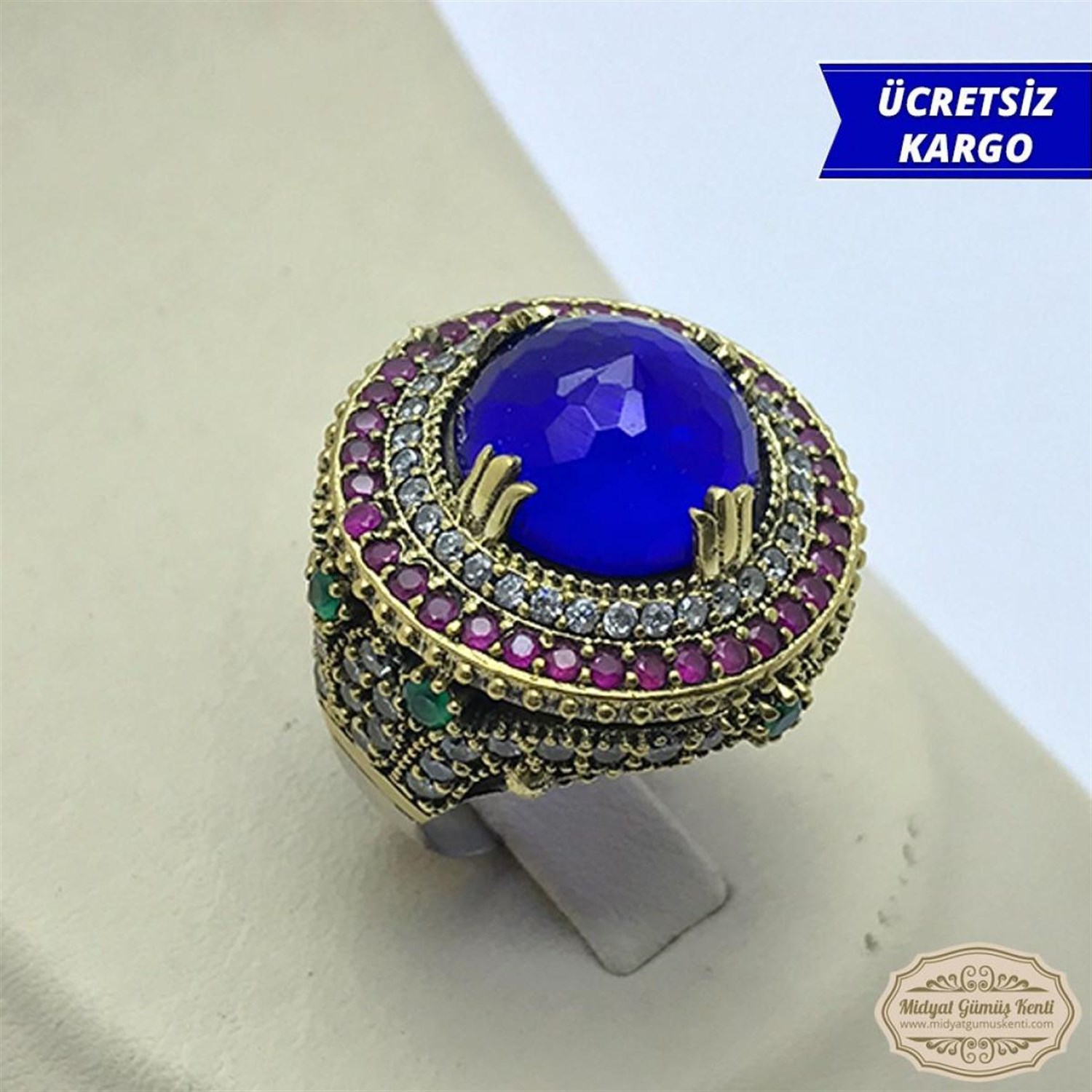 Safir Taşlı Zirkon Süsleme Model 925 Ayar Otantik Bayan Gümüş Yüzük