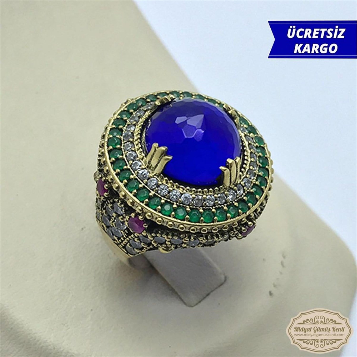 Safir Taşlı Zirkon Süsleme Model 925 Ayar Otantik Bayan Gümüş Yüzük