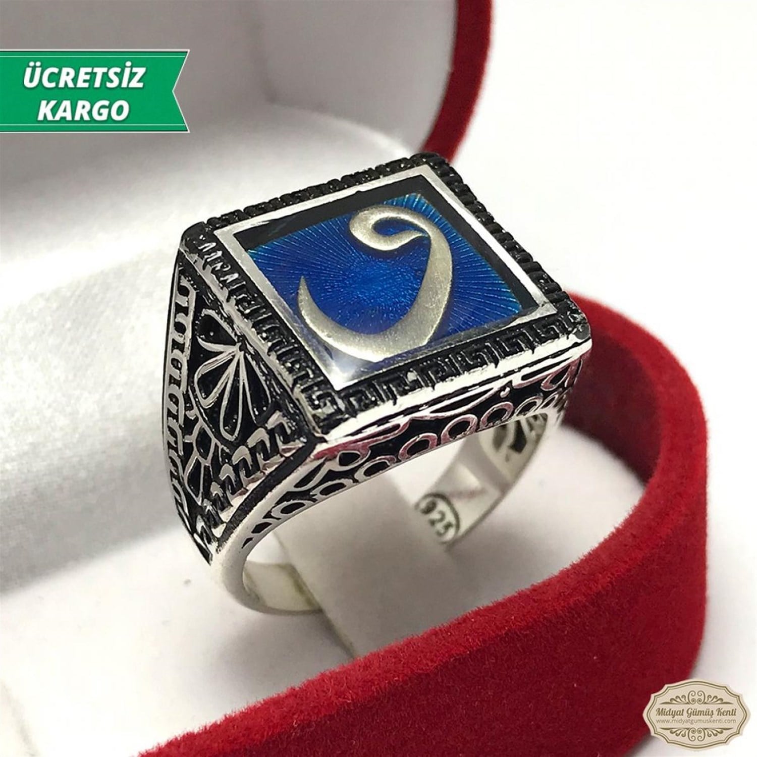 Vav işlemeli Kare Model Erkek Gümüş Yüzük